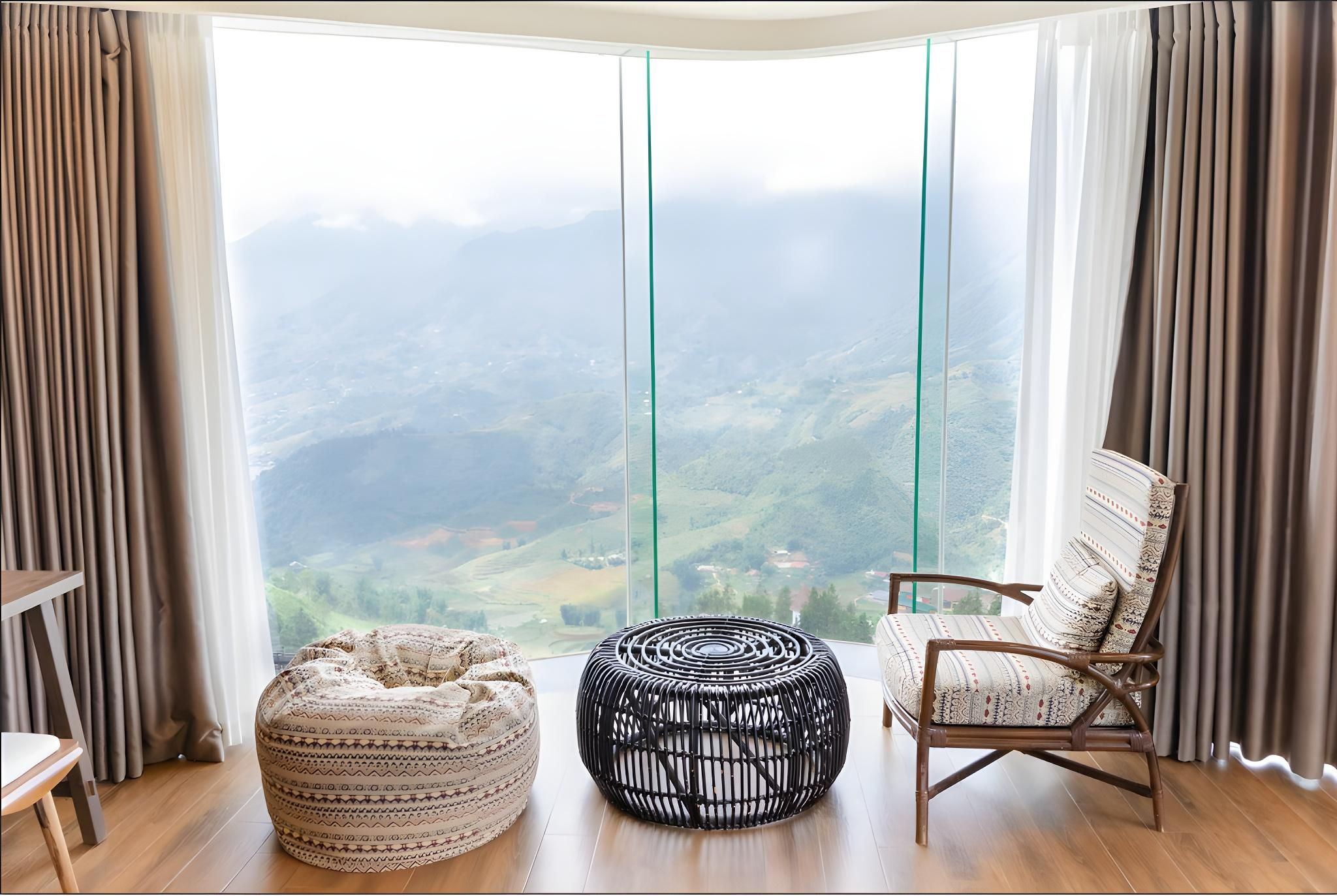 Viettrekking Sapa Premium Deluxe Panorama Mountain View Room 3