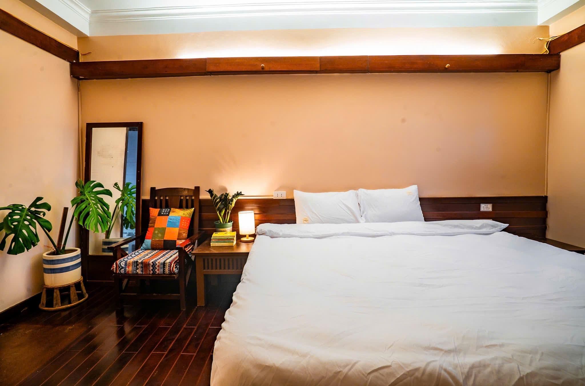 King Room with Mountain View