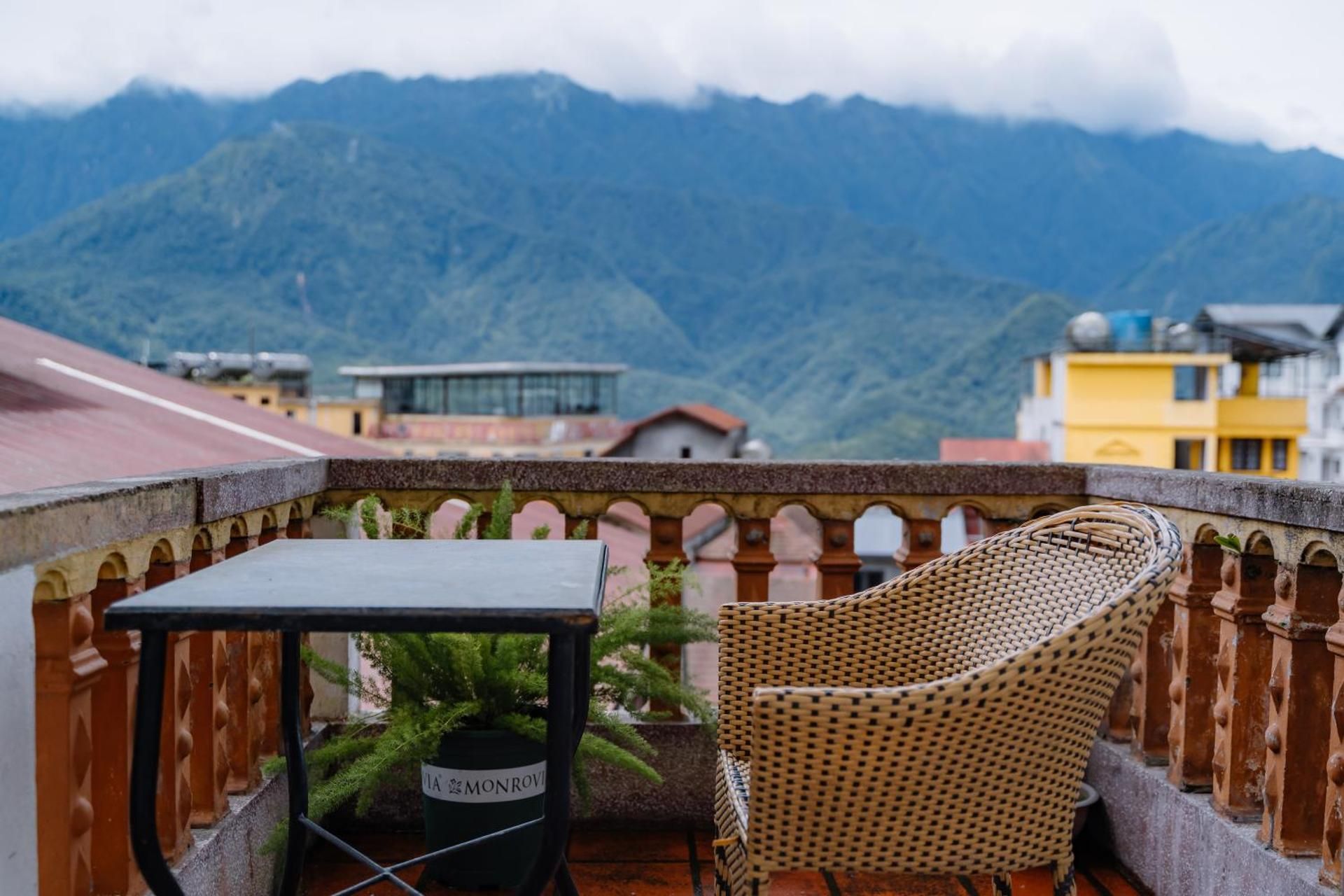 Deluxe Double Room with Balcony
