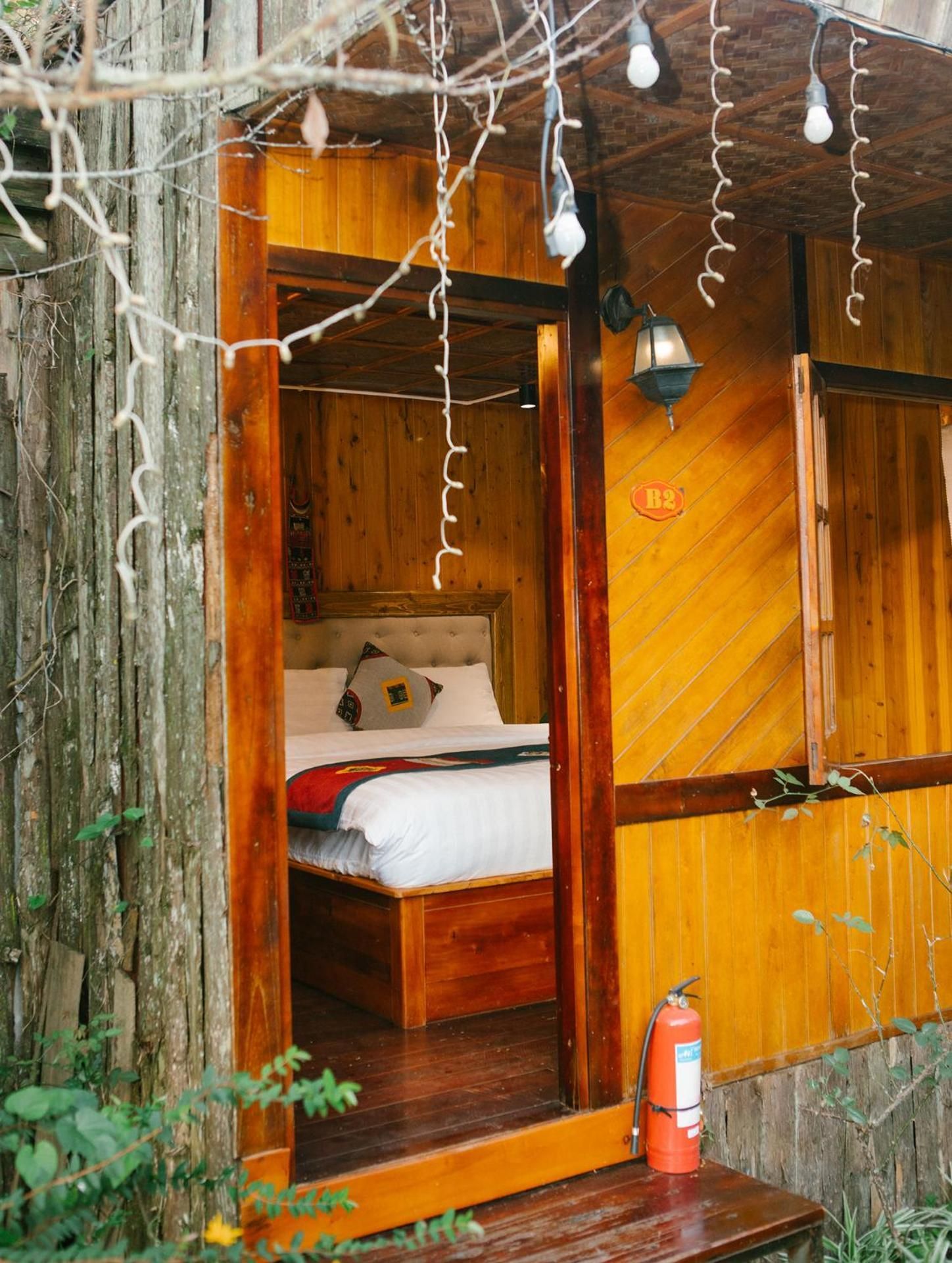 H'Mong Cat Cat Homestay Deluxe Bungalow Garden View 2