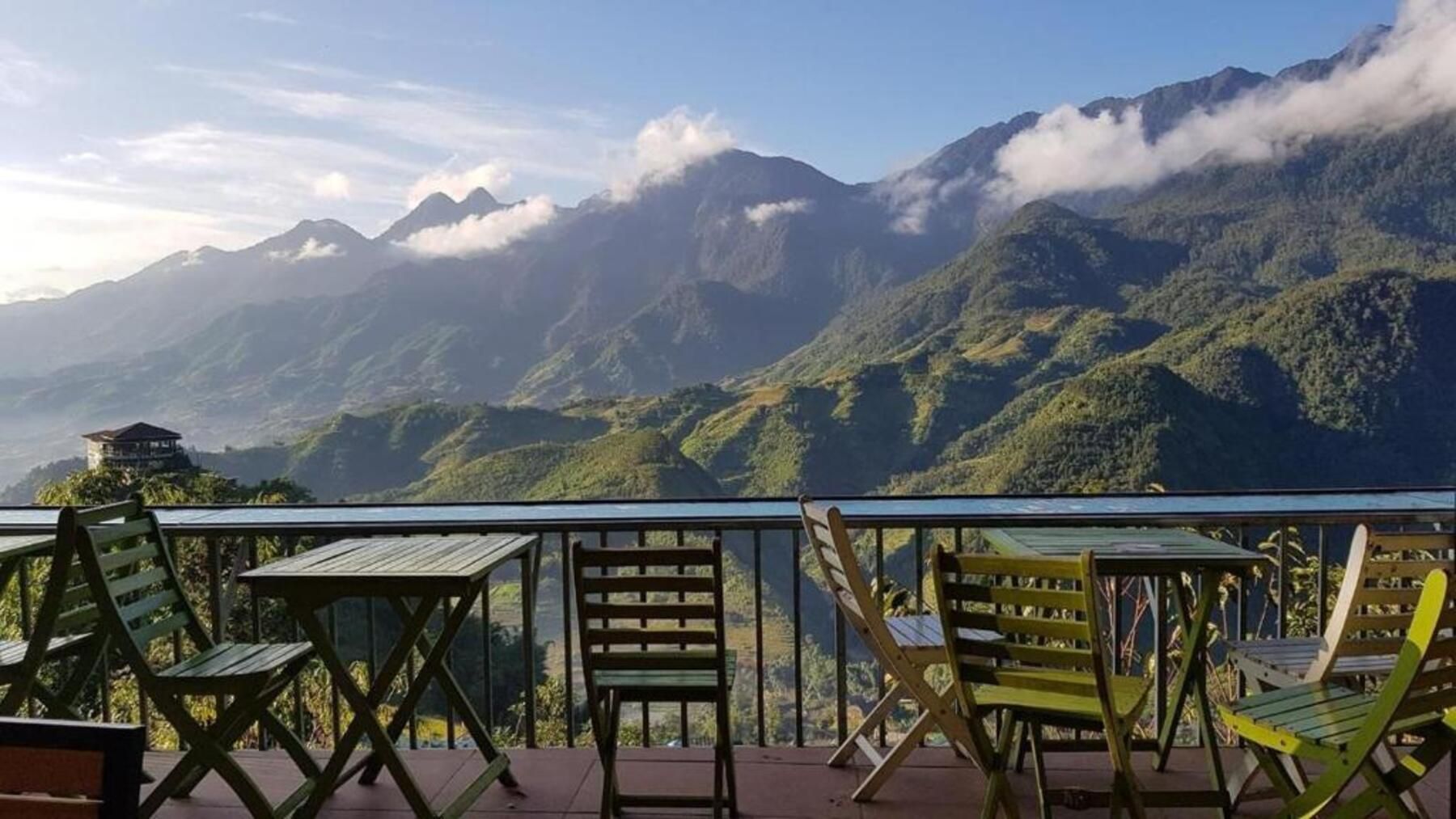 Cat Cat Garden House Deluxe Family Room 3