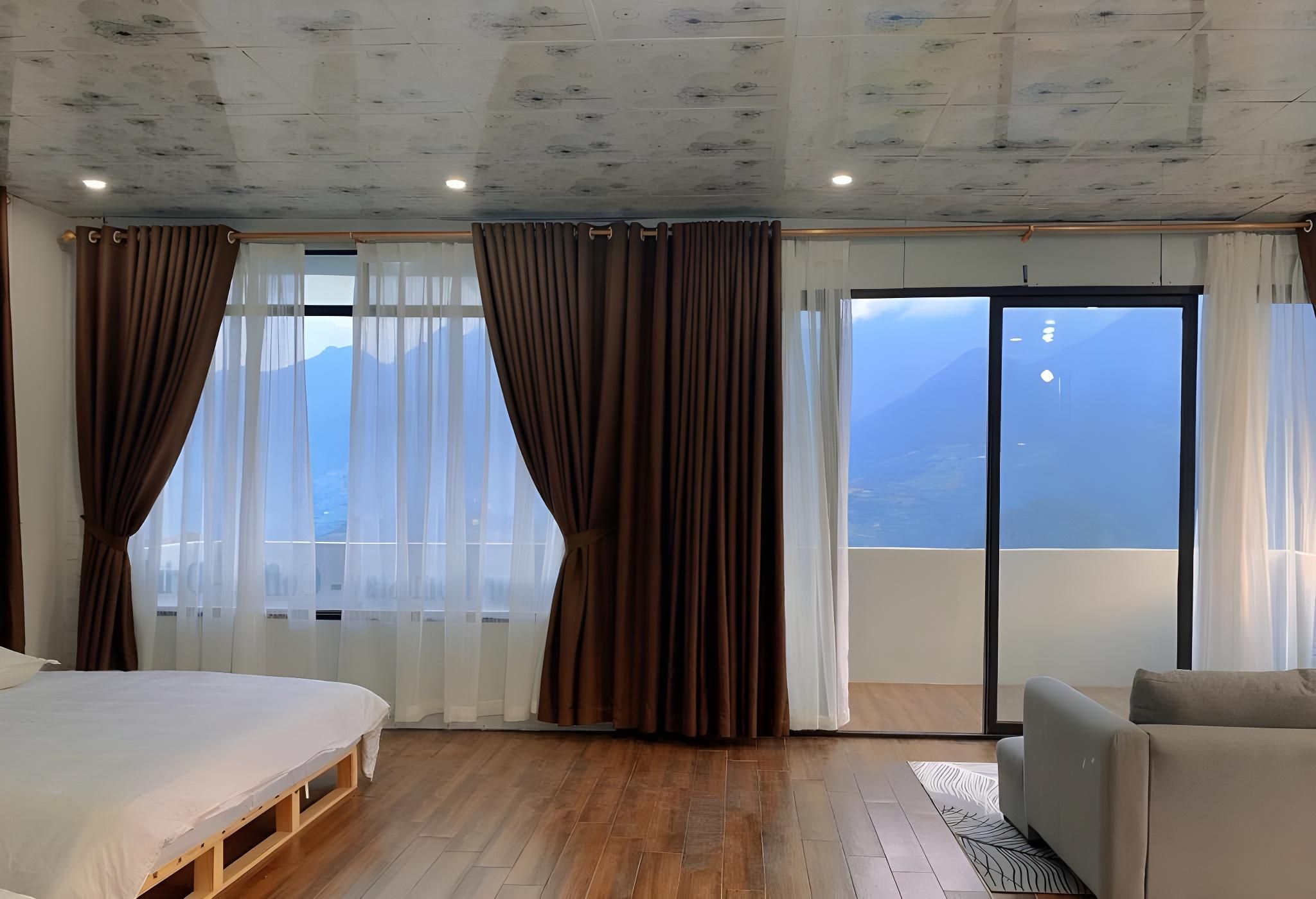 Cat Cat Garden House Apartment with Balcony 2