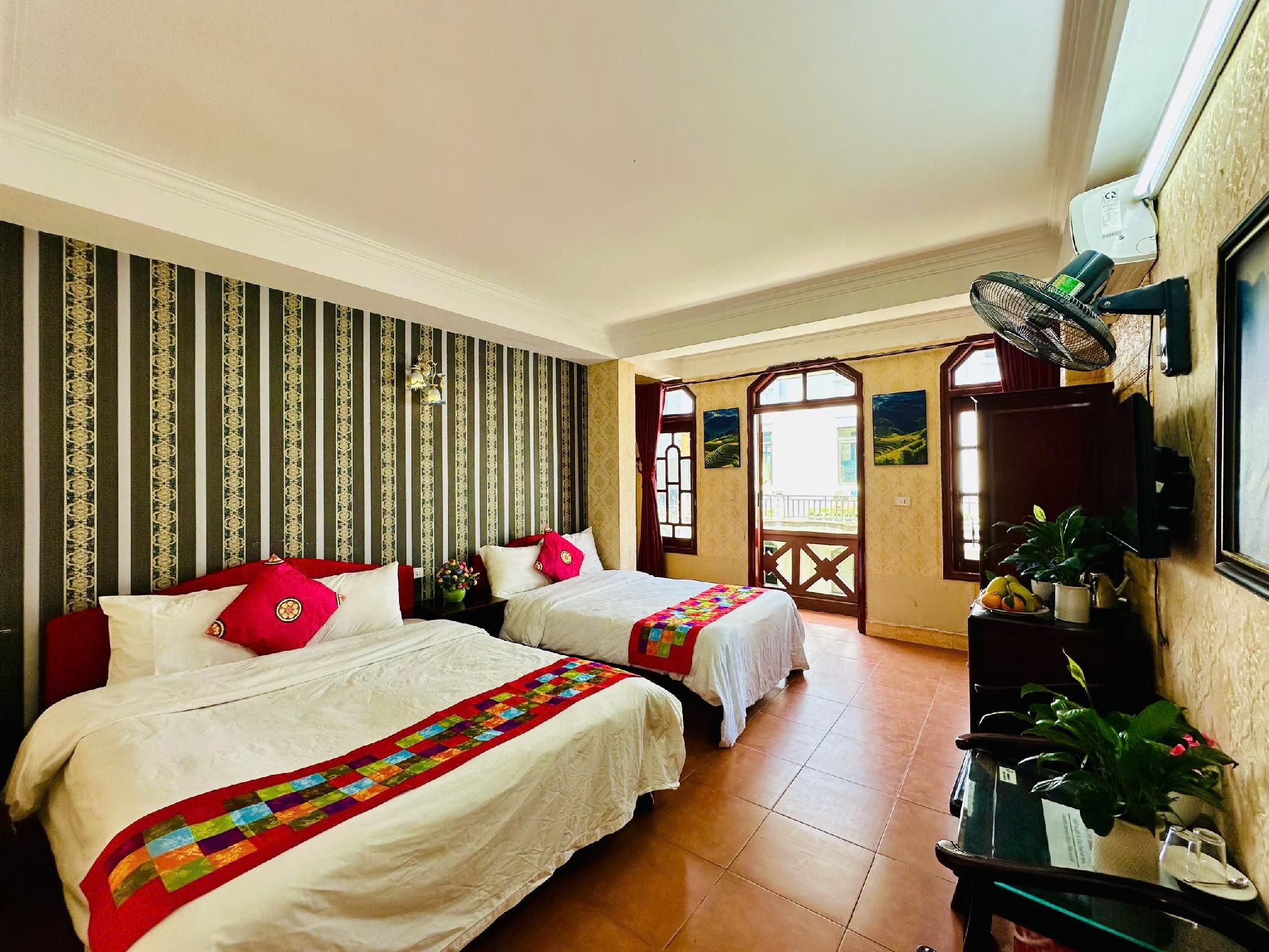 Family Room -- 2 Bed