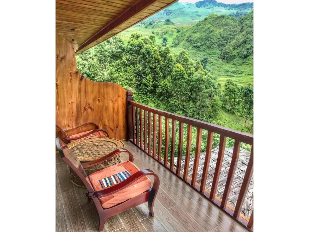 Twin Room with Mountain View