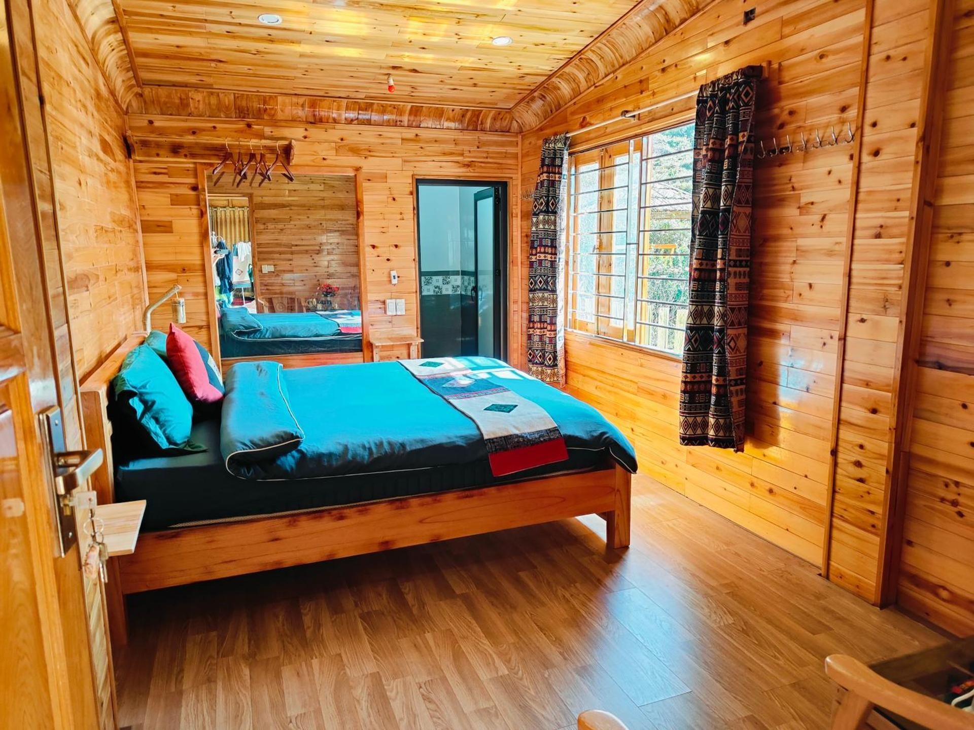 Hmong Wooden Home Standard Double Room