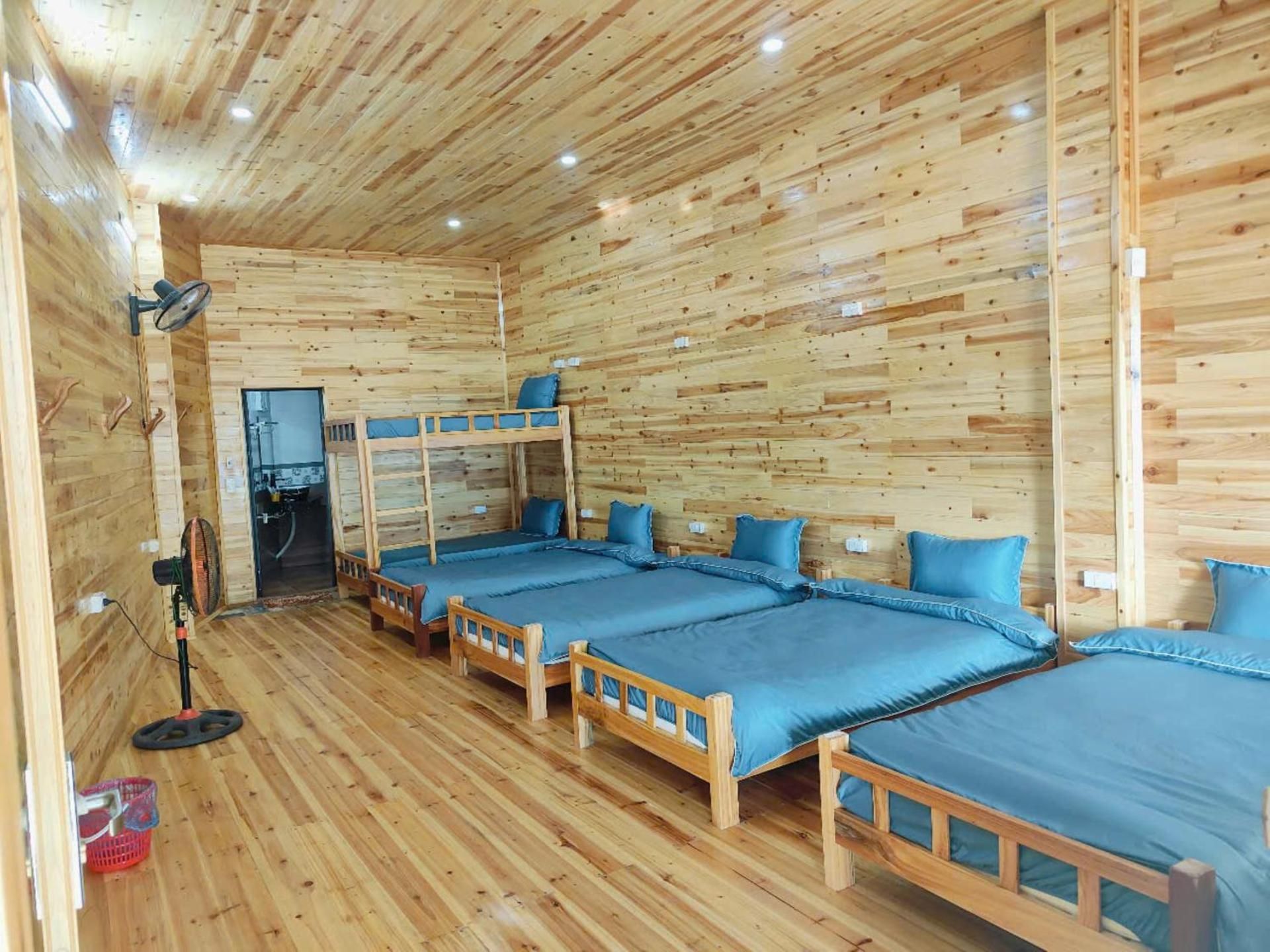 Bed in 8-Bed Mixed Dormitory Room