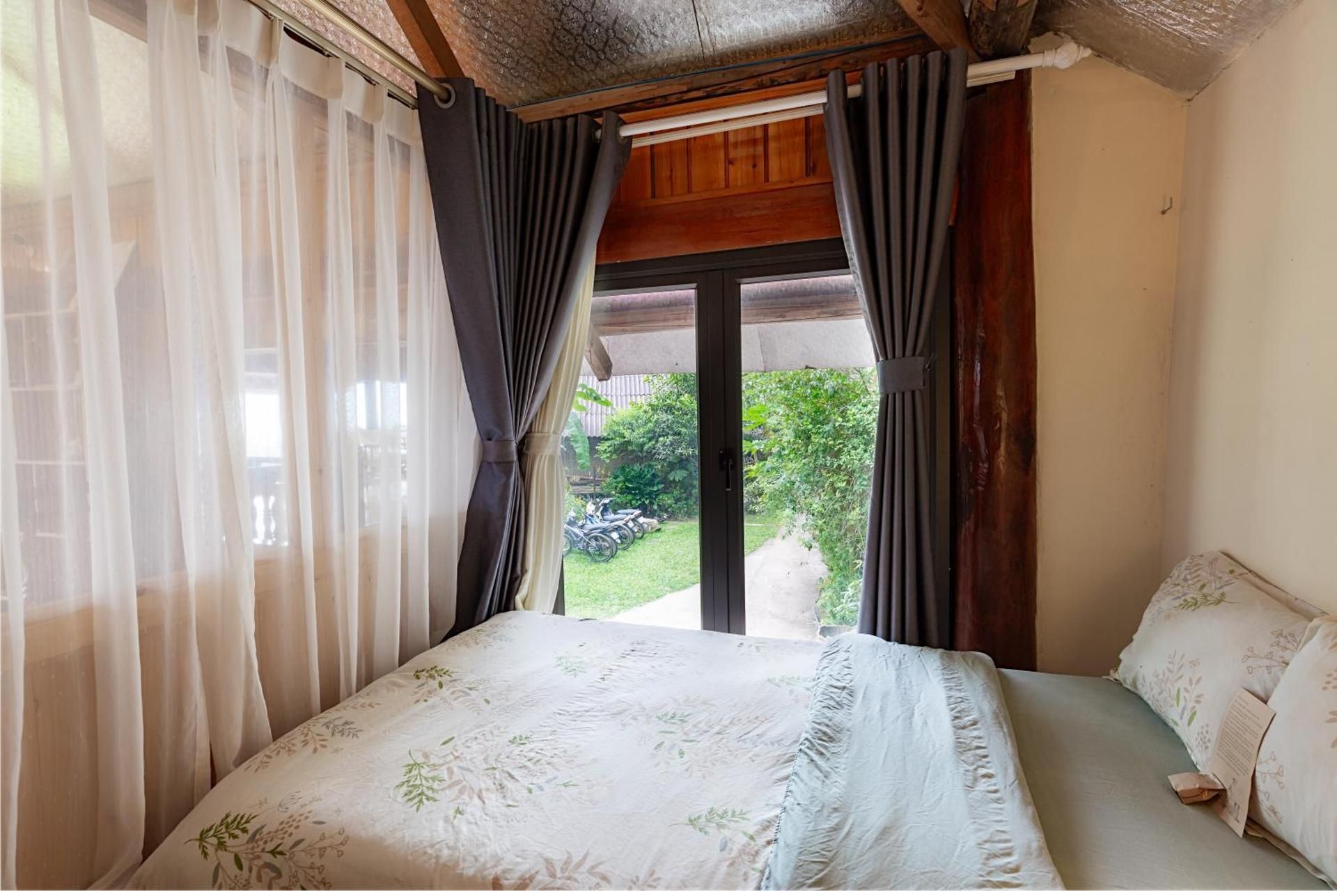 Single Room with Garden View