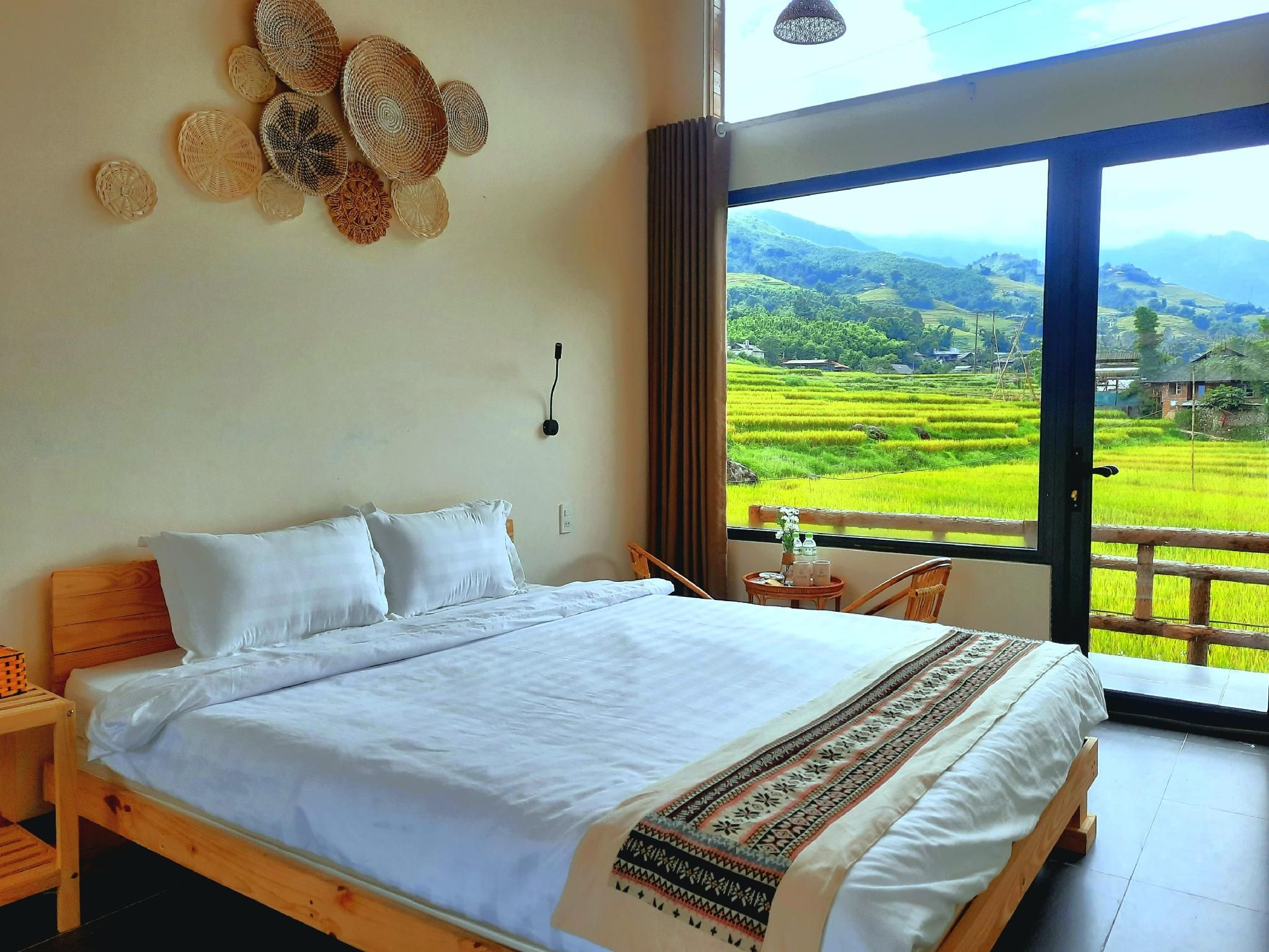 Deluxe Bungalow with Balcony