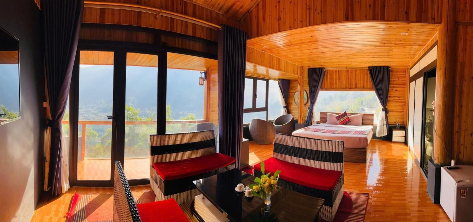 Junior Suite with Mountain View