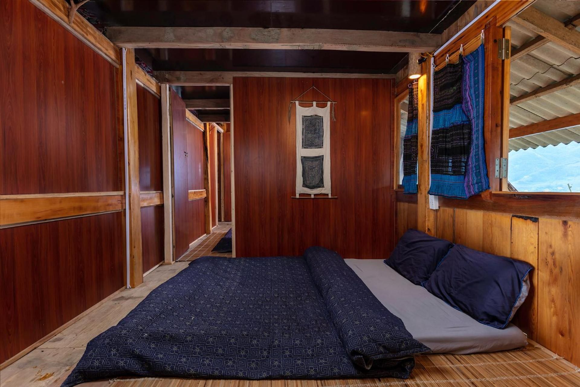 Hmong Sister House Double - 2 People