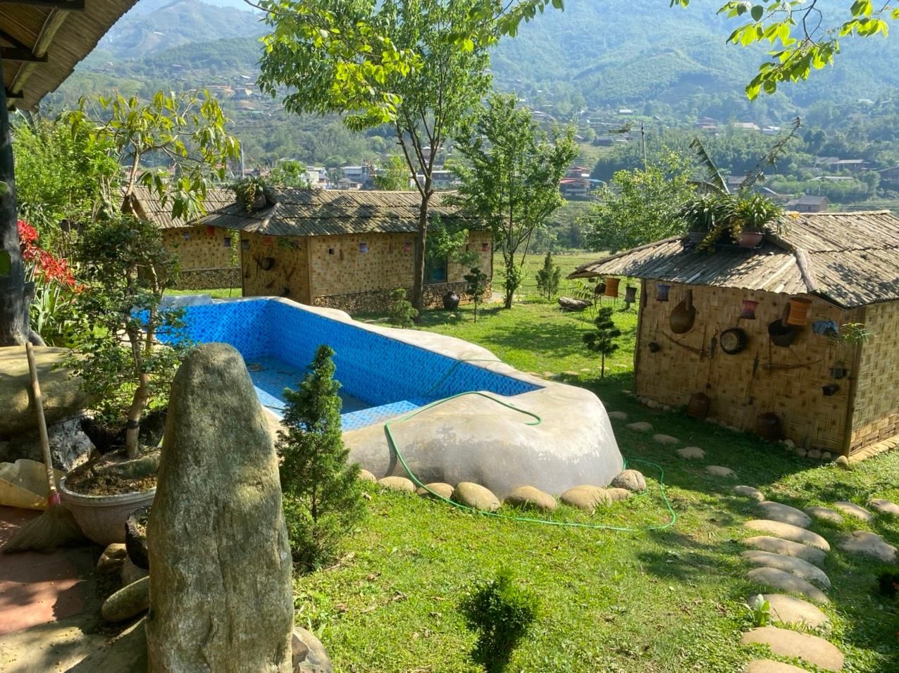 One Bedroom Deluxe Mountain View