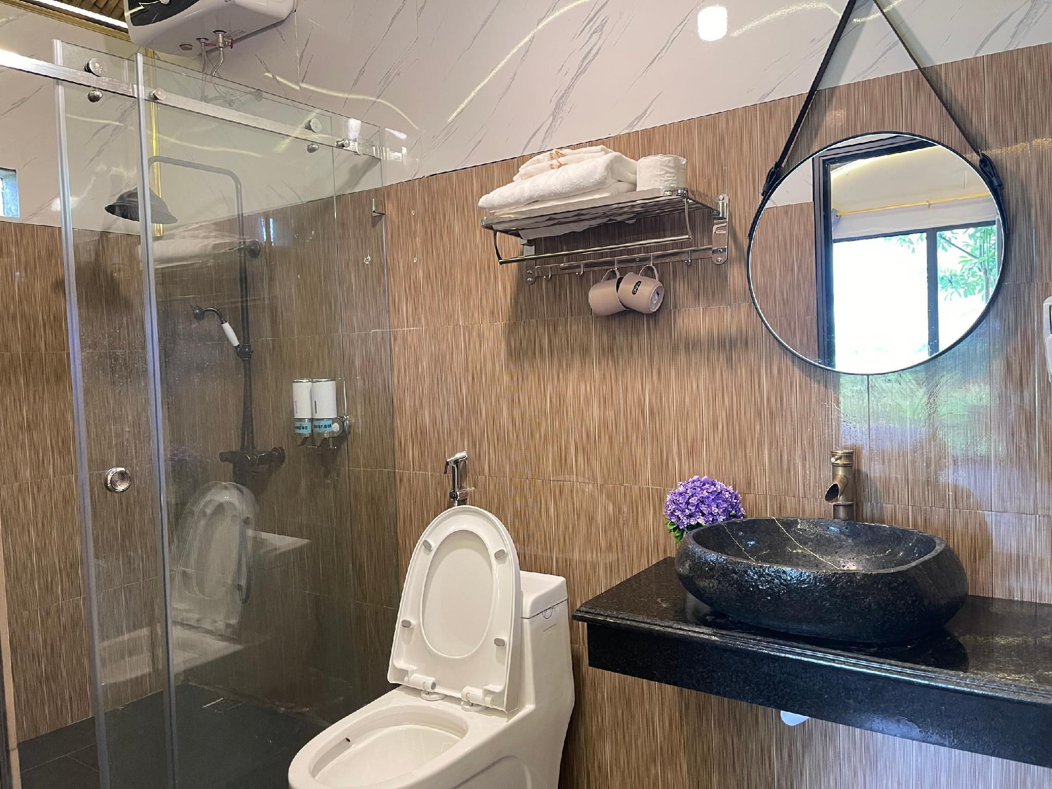 One Bedroom Deluxe Mountain View