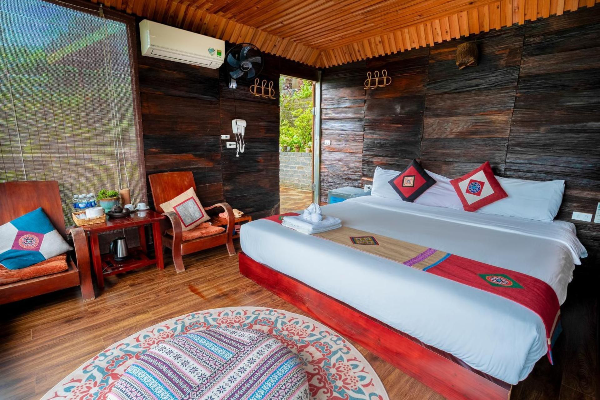 Deluxe Bungalow