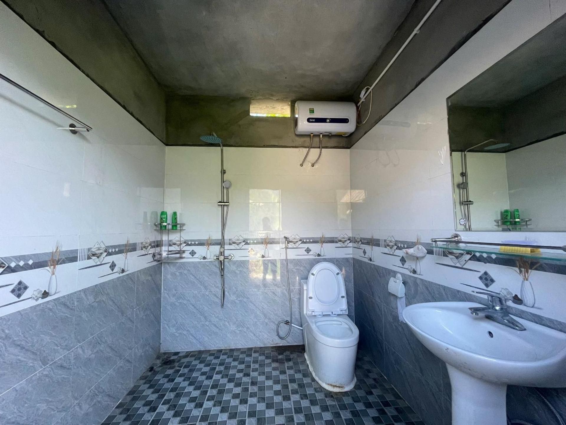 Mixed Dormitory Room