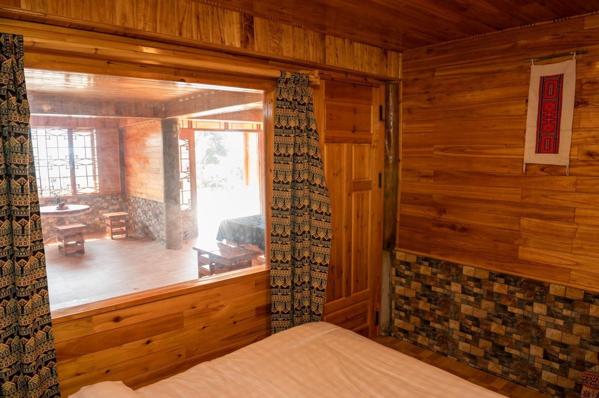 Double Room with Shared Bathroom