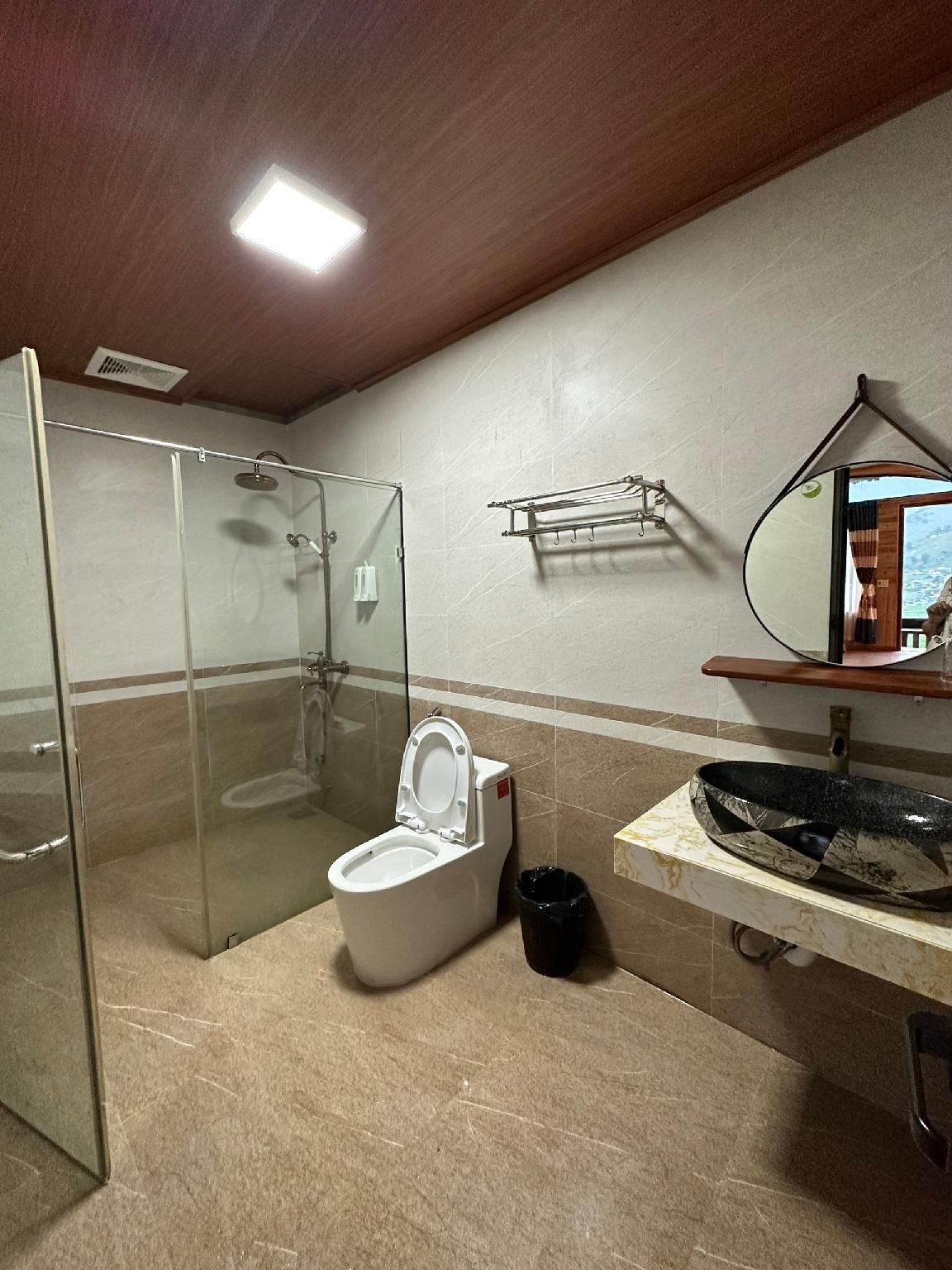 Muong Hoa River View Homestay Deluxe Double Room with Balcony