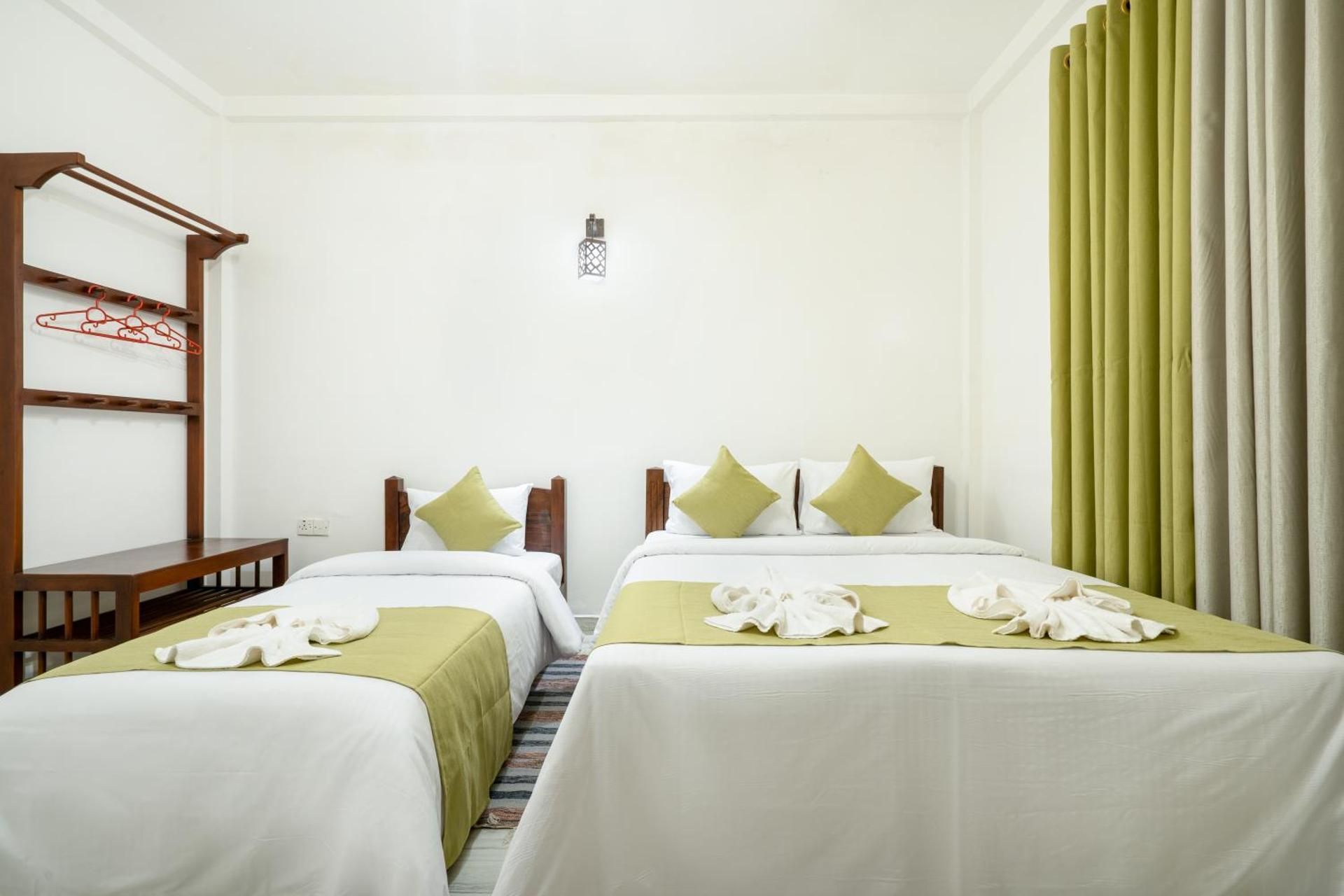 Deluxe Triple Room