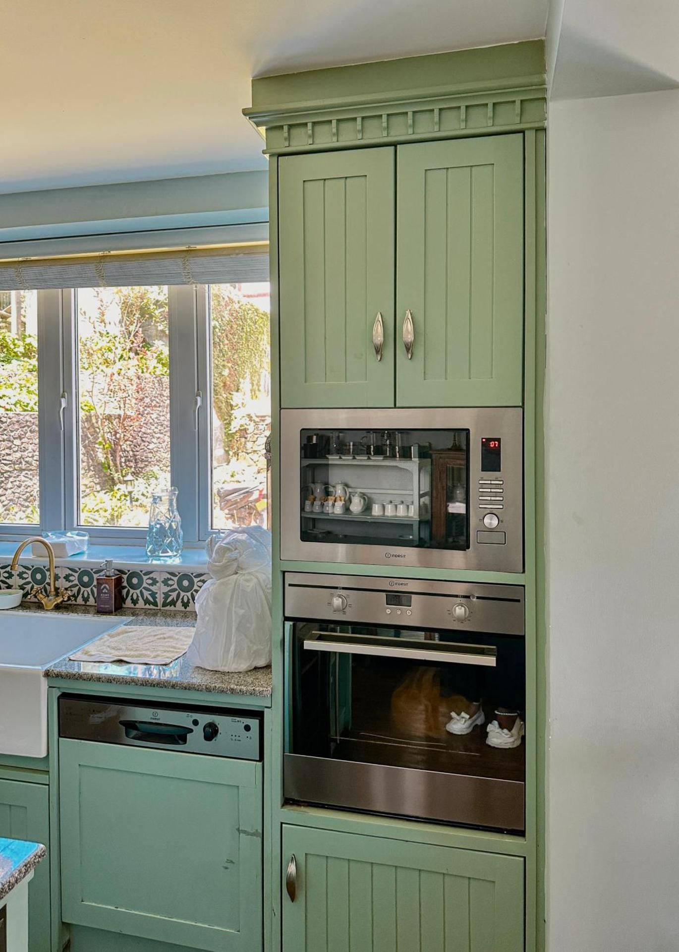  Four Bedroom Villa with Mountain View