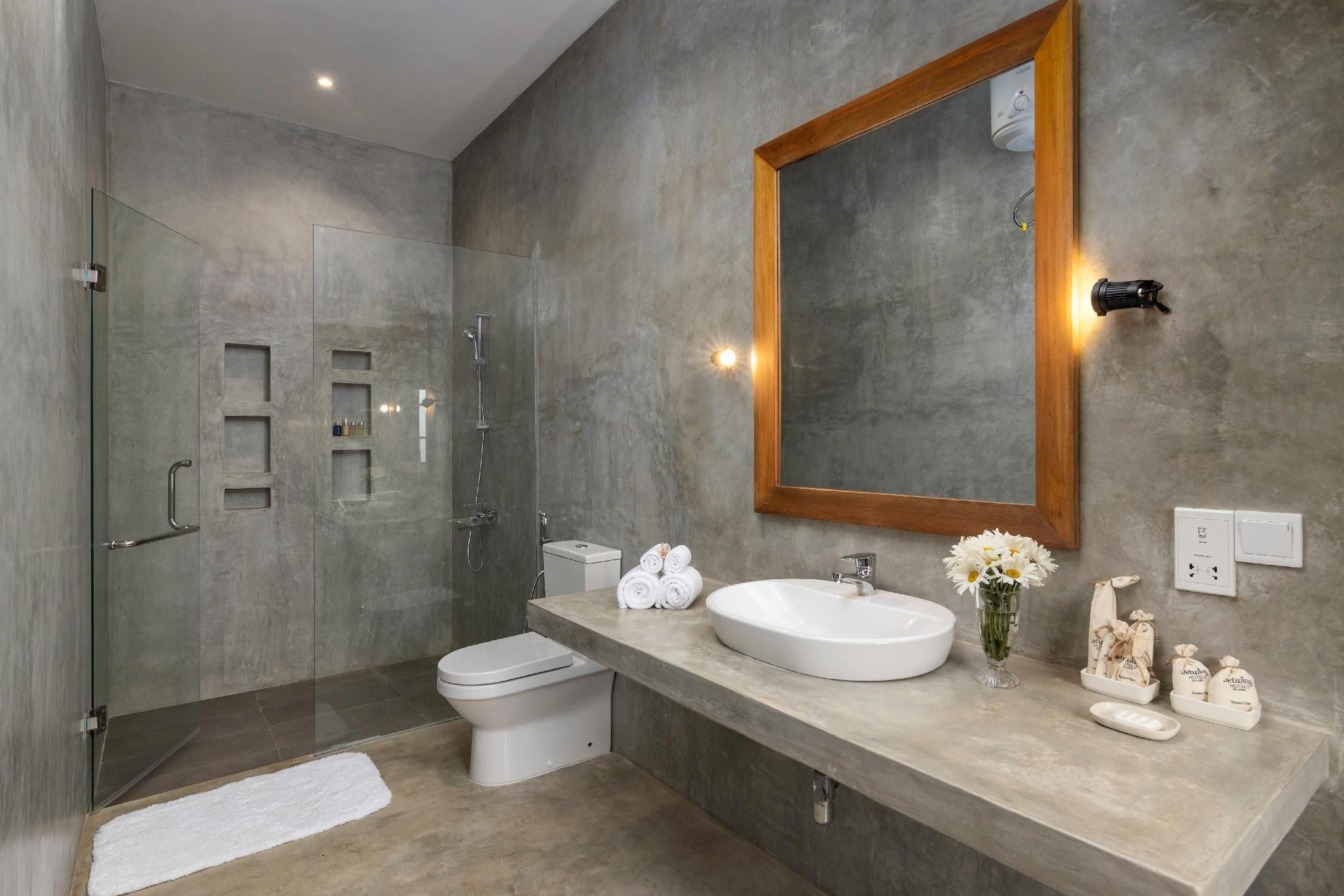 Jetwing Broomfield Bungalow Deluxe Twin Room 3