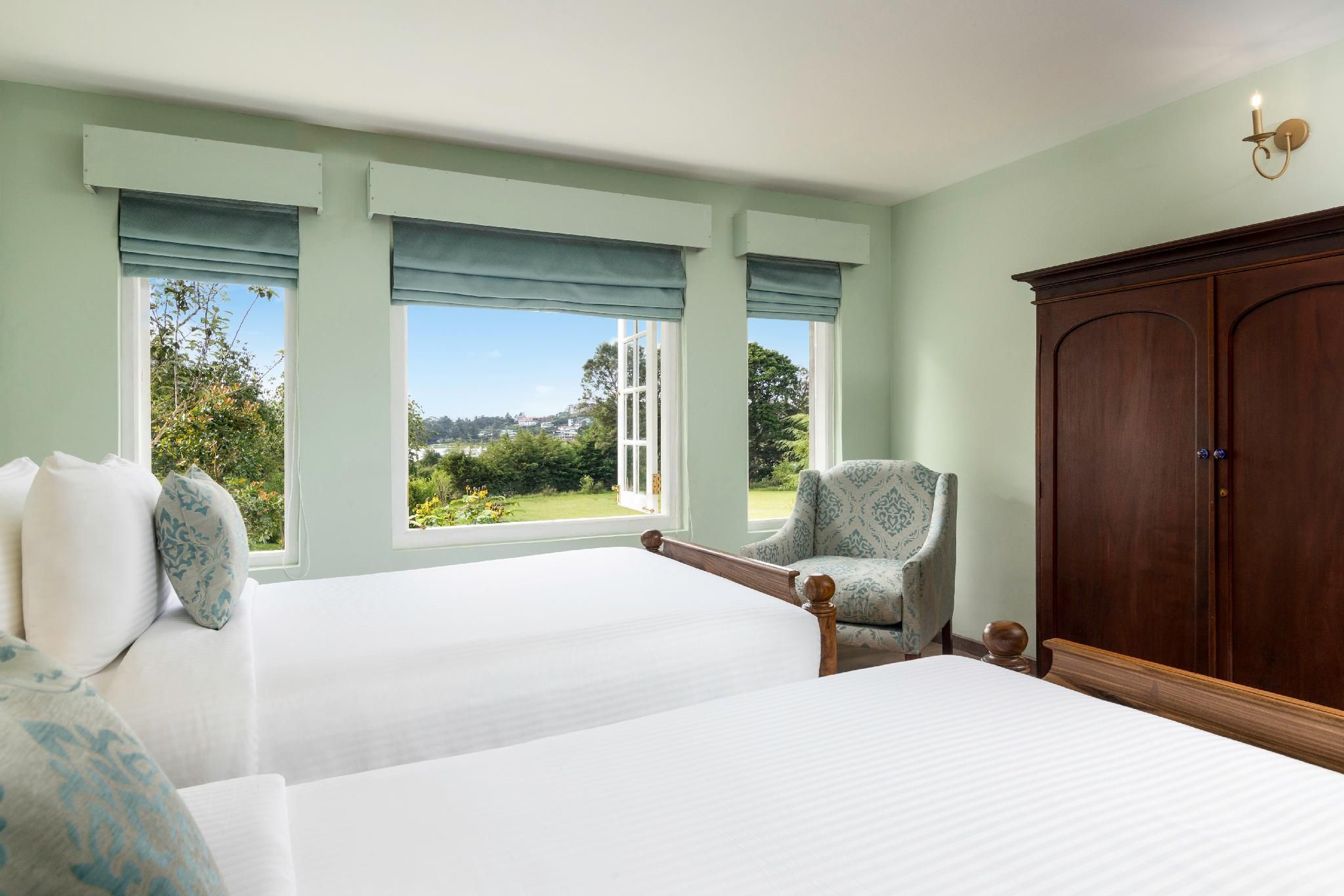 Jetwing Broomfield Bungalow Deluxe Twin Room