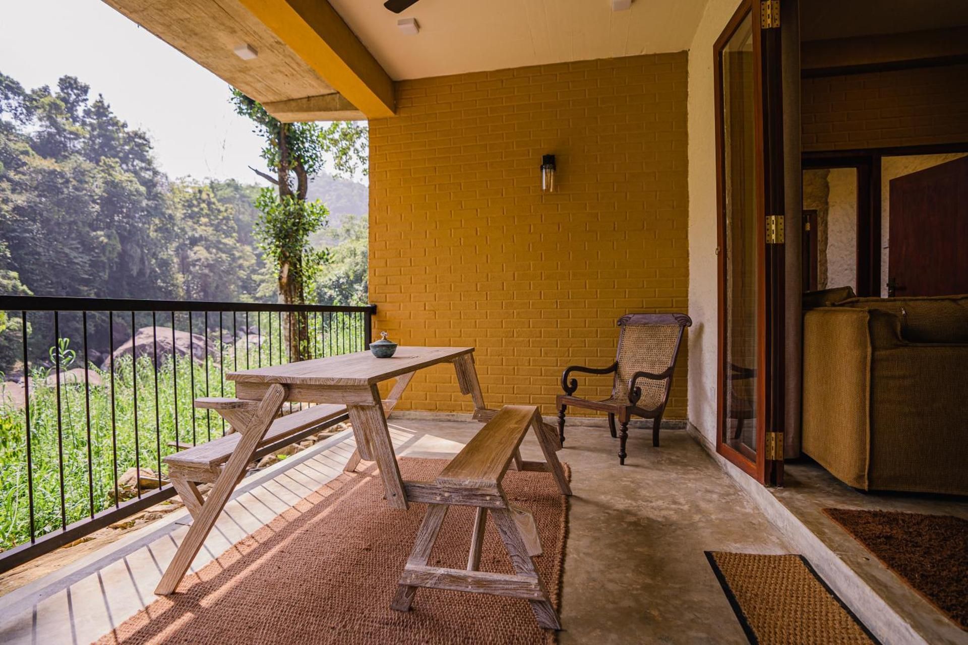 Suite with River View