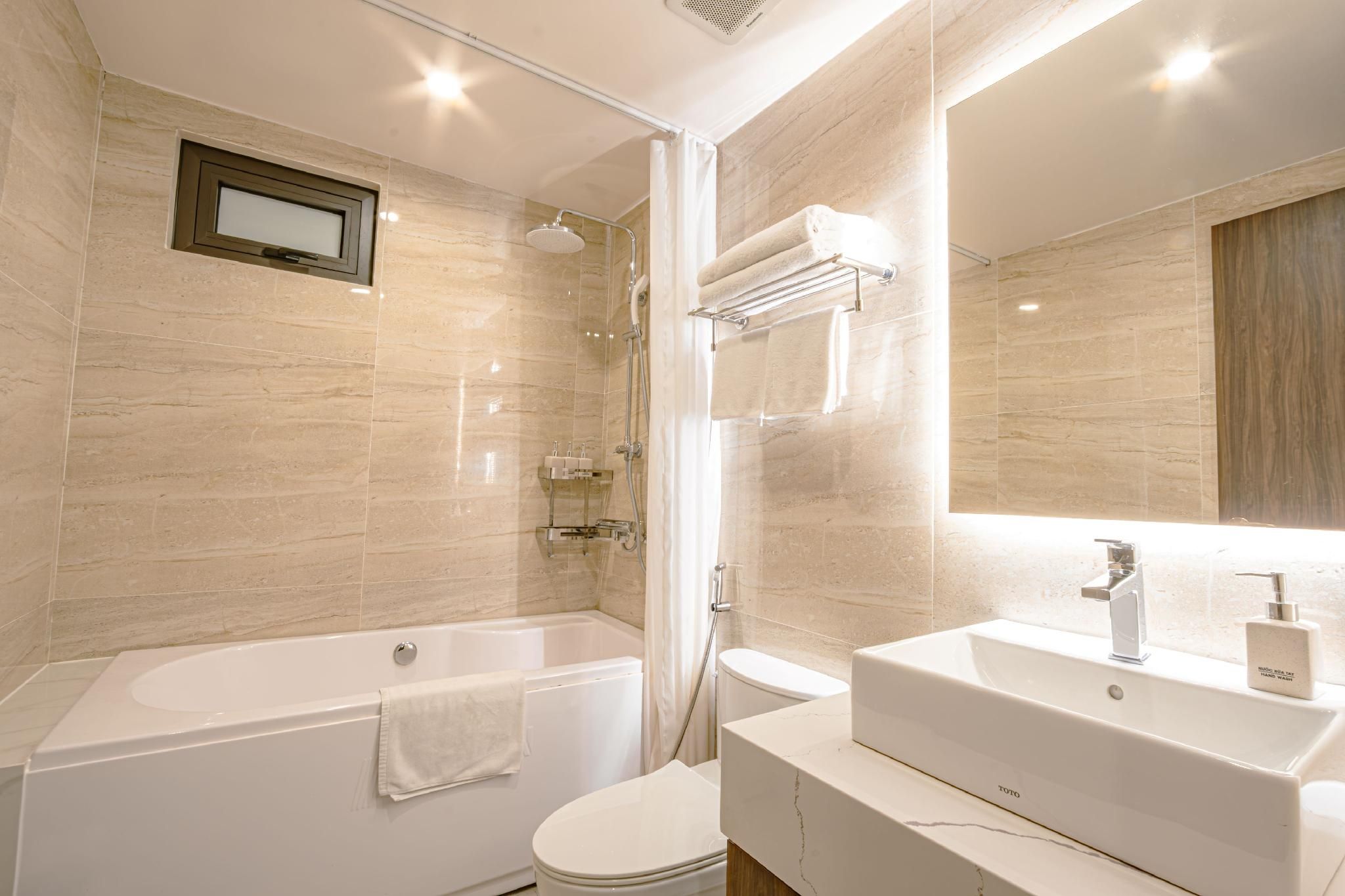 One Bedroom Apartment