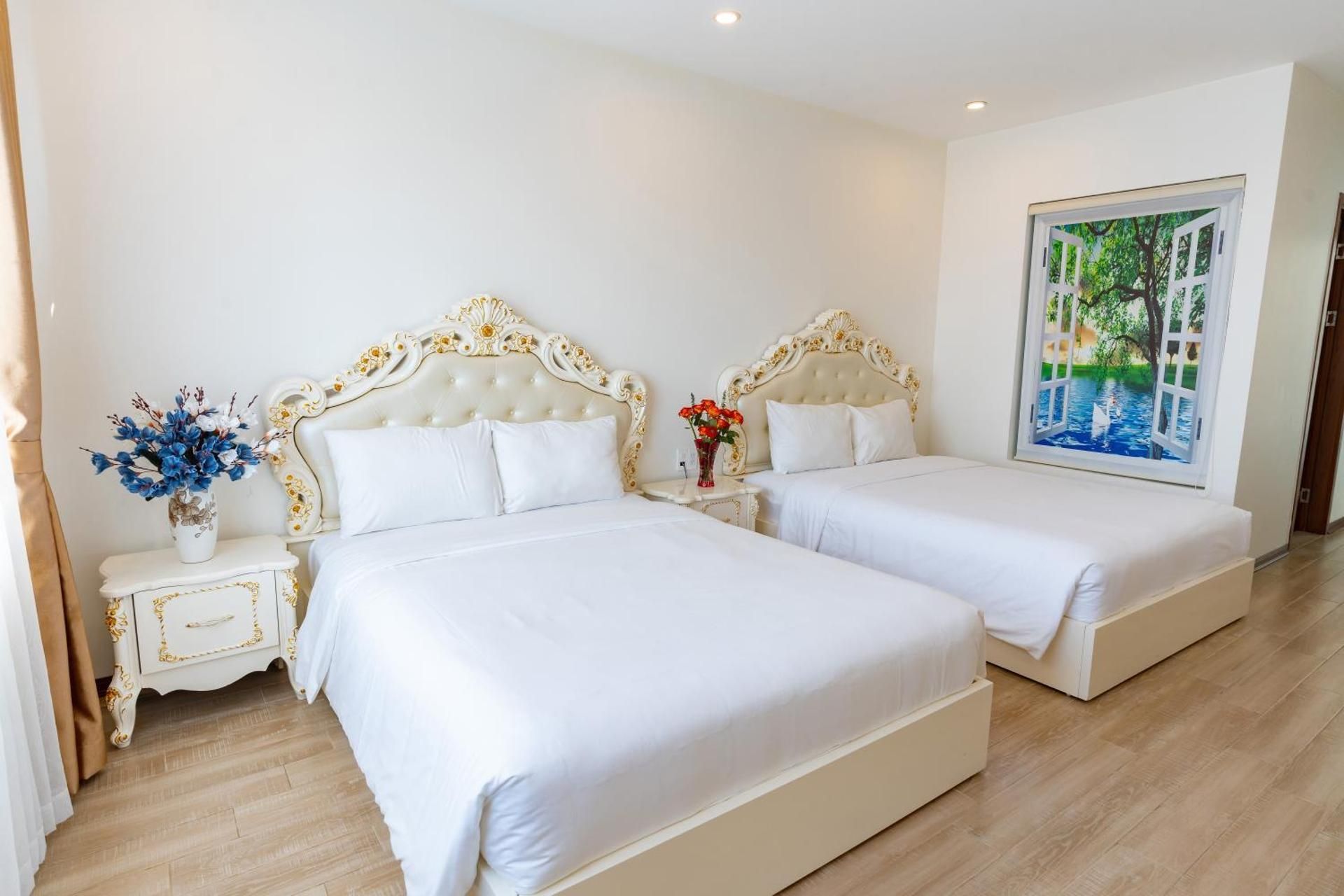 Triple Room with City View