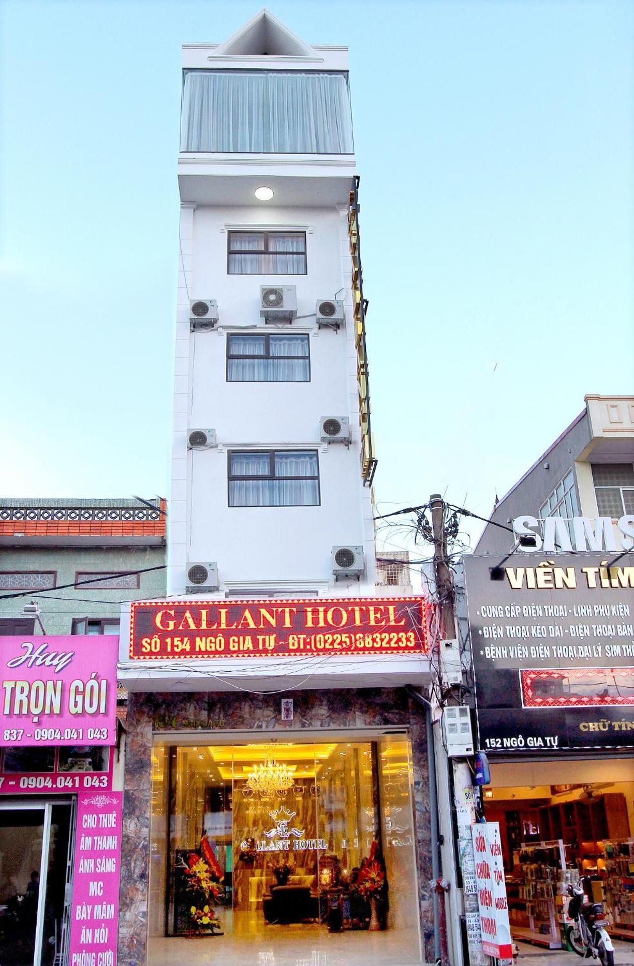 Gallant Hotel - 154 Ngo Gia Tu