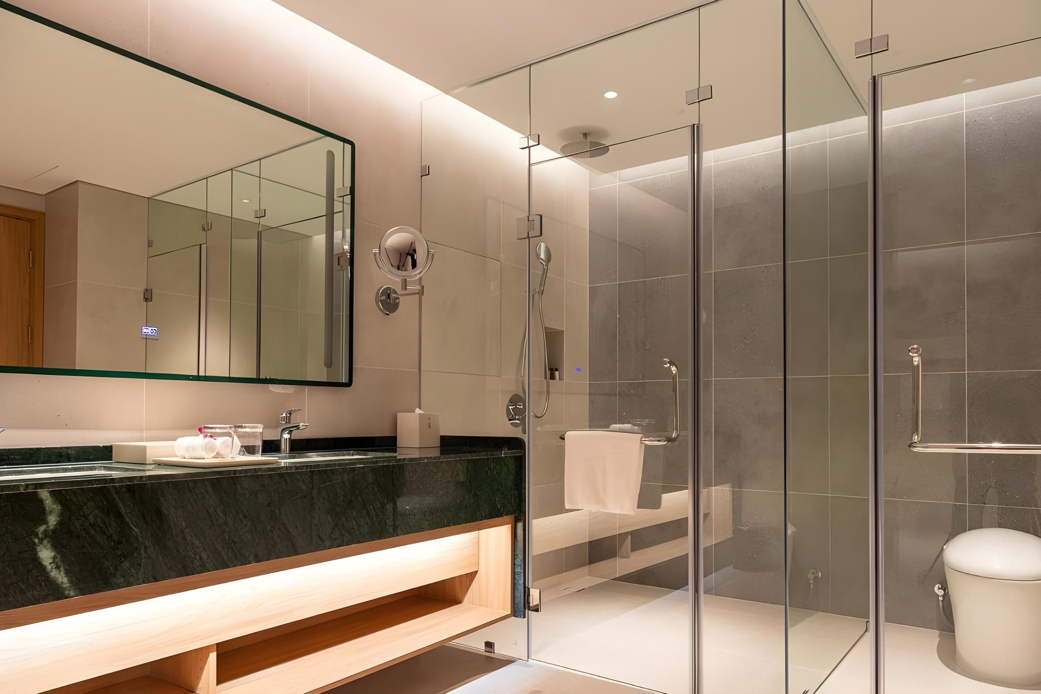 Executive Suite Sea View