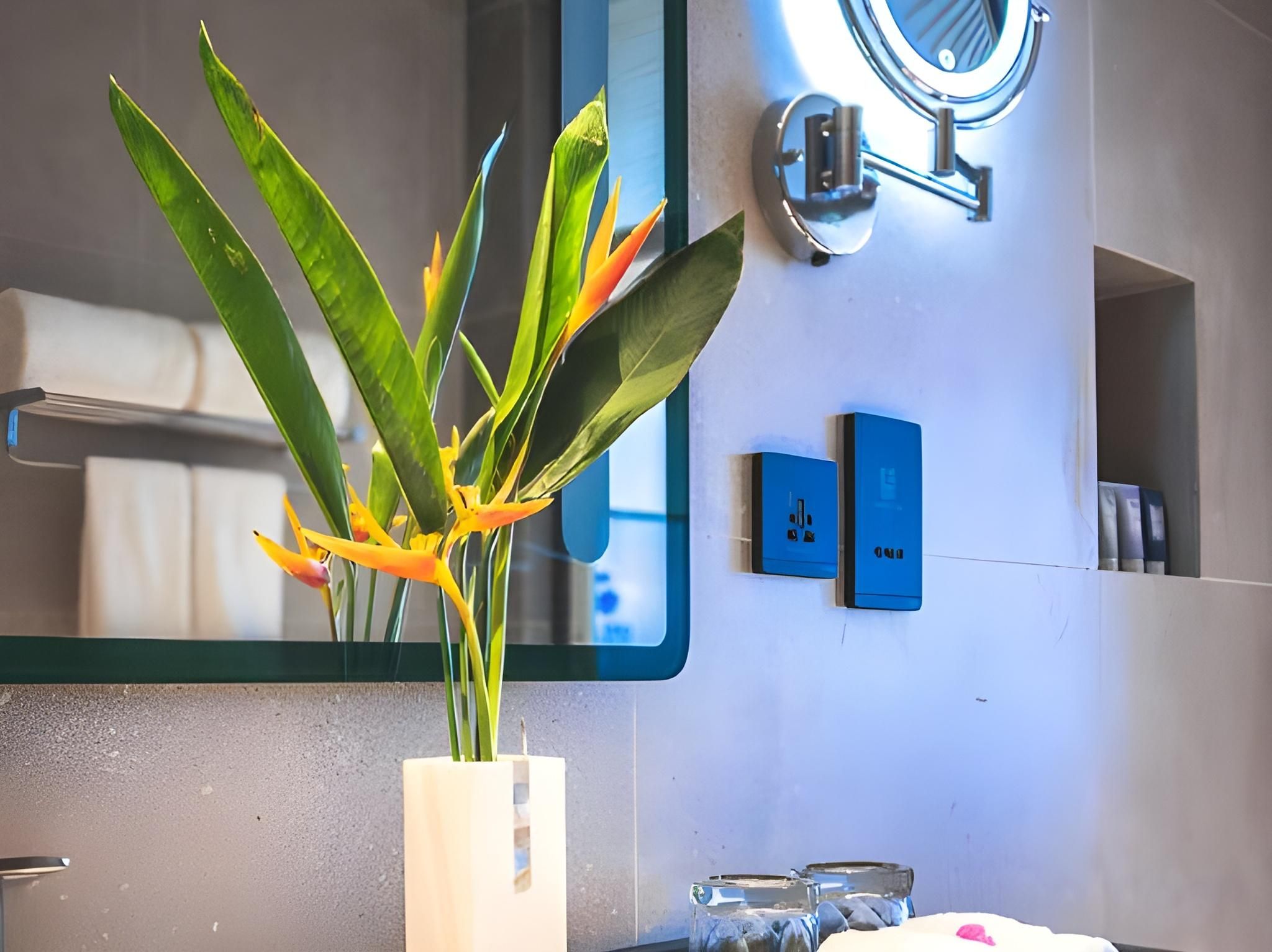 Premier Sea View Twin Room