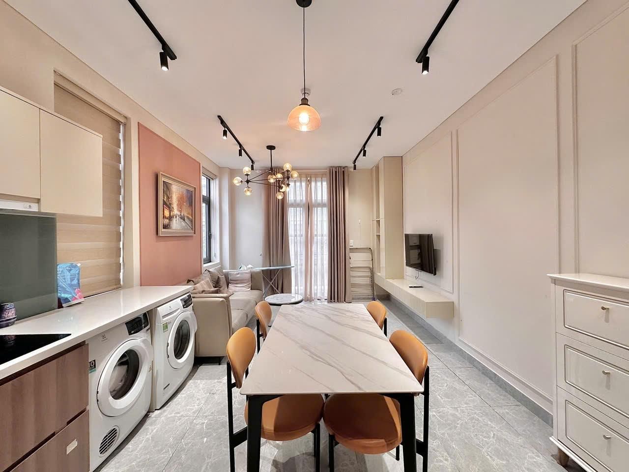 META HOME Apartment - Vinhomes Imperia 