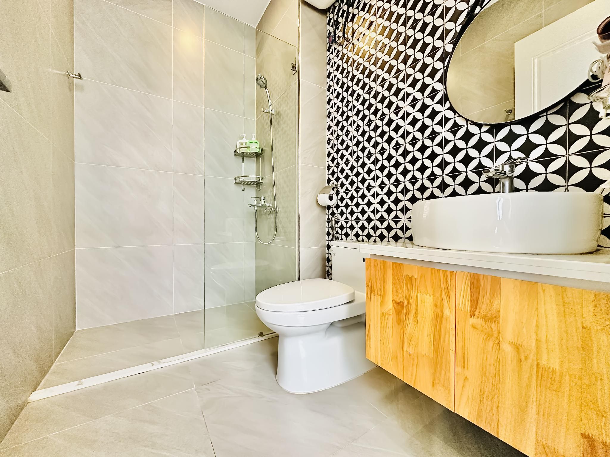 Studio Apartment - Non-Smoking