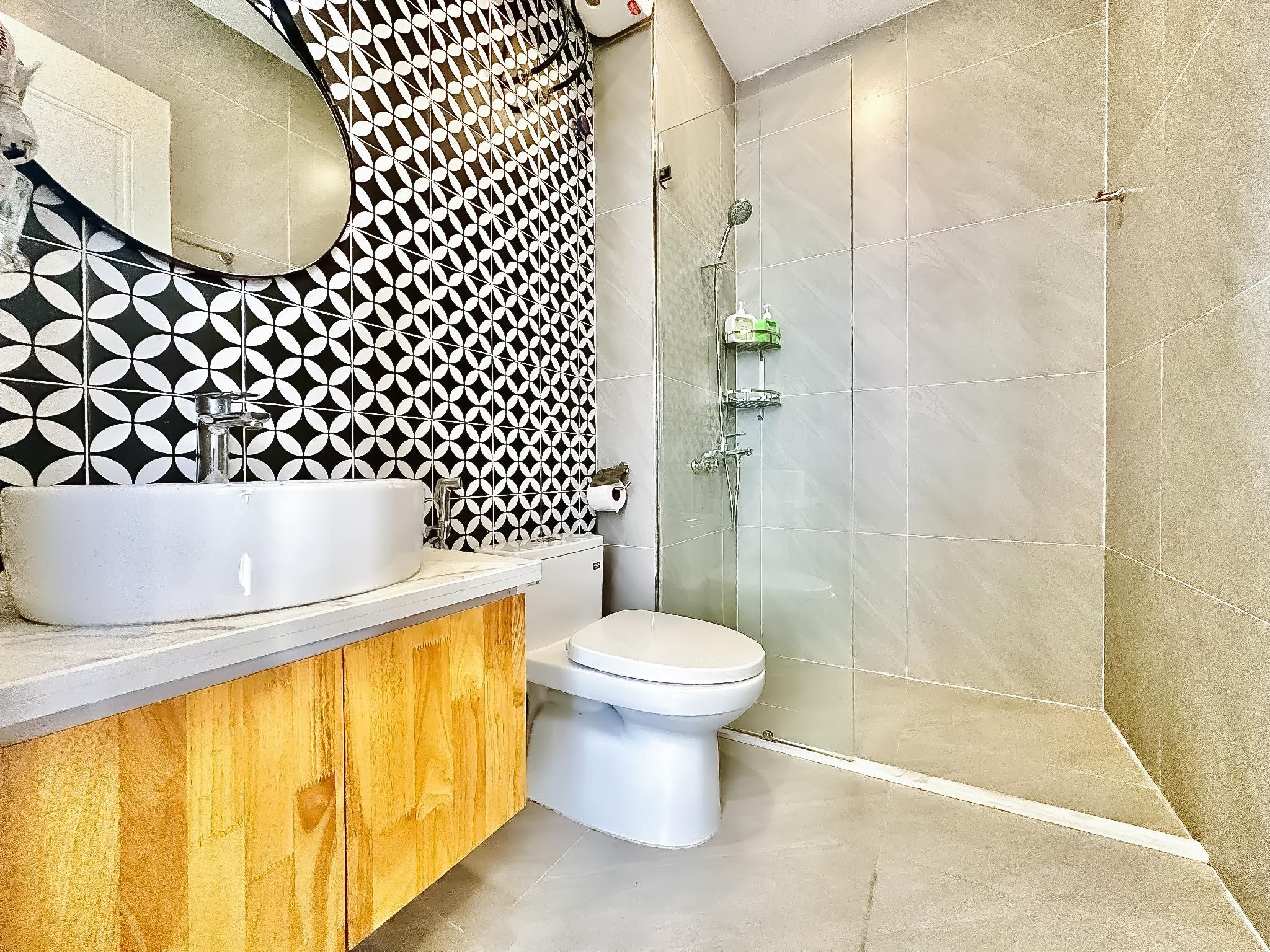 Studio Apartment with Balcony