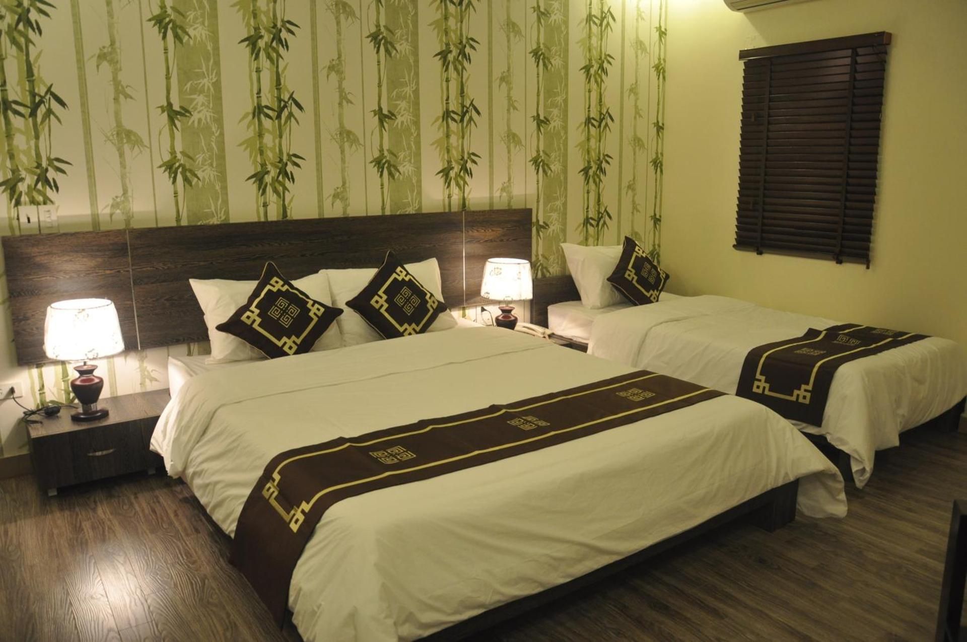 Triple - 1 Double Bed And 1 Single Bed