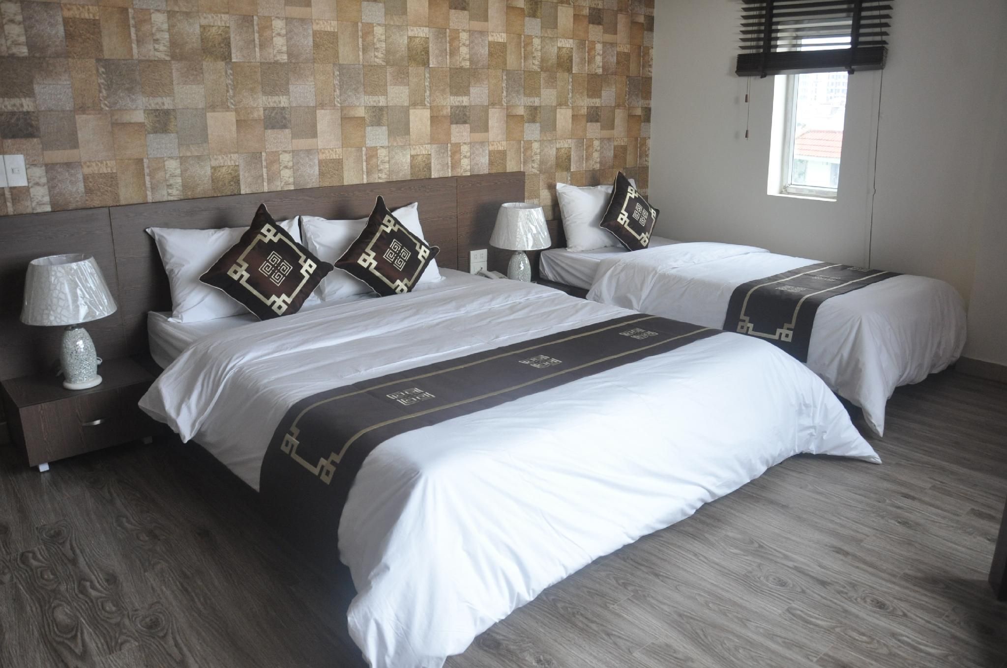 Triple - 1 Double Bed And 1 Single Bed