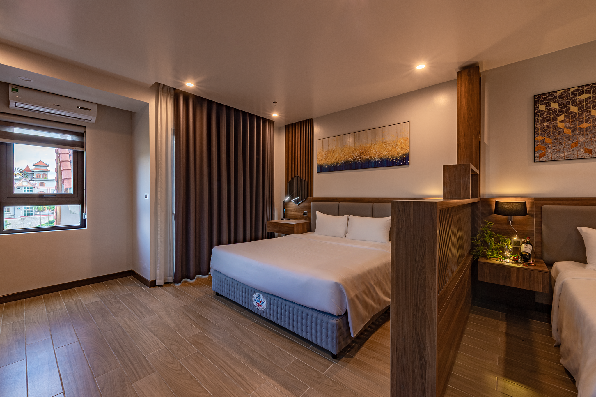 Deluxe Suite Twin