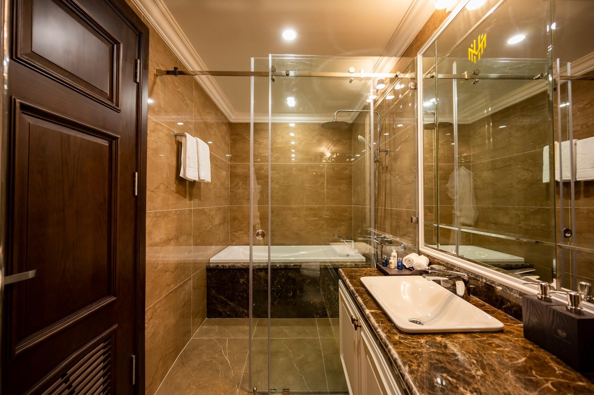 Executive City View Room