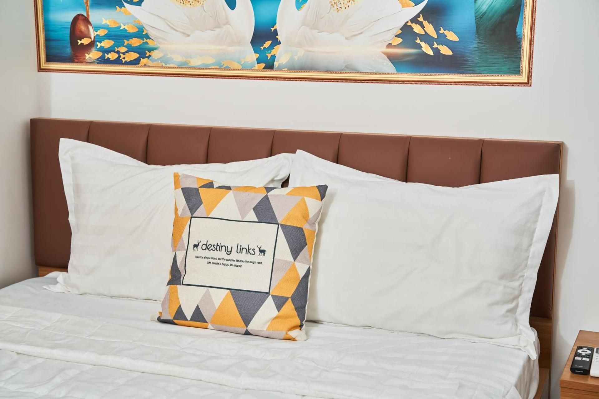 Superior - 1 King Bed