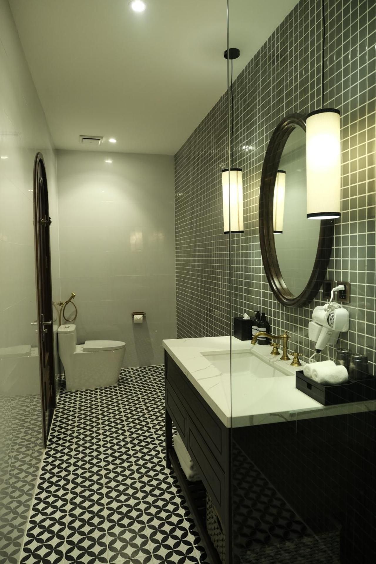 Paul Chabot Hotel  Standard Room 3