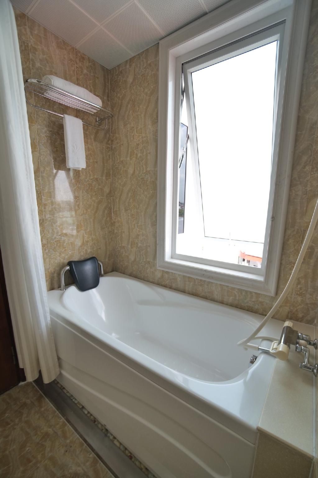 One Bedroom Apartment - Balcony