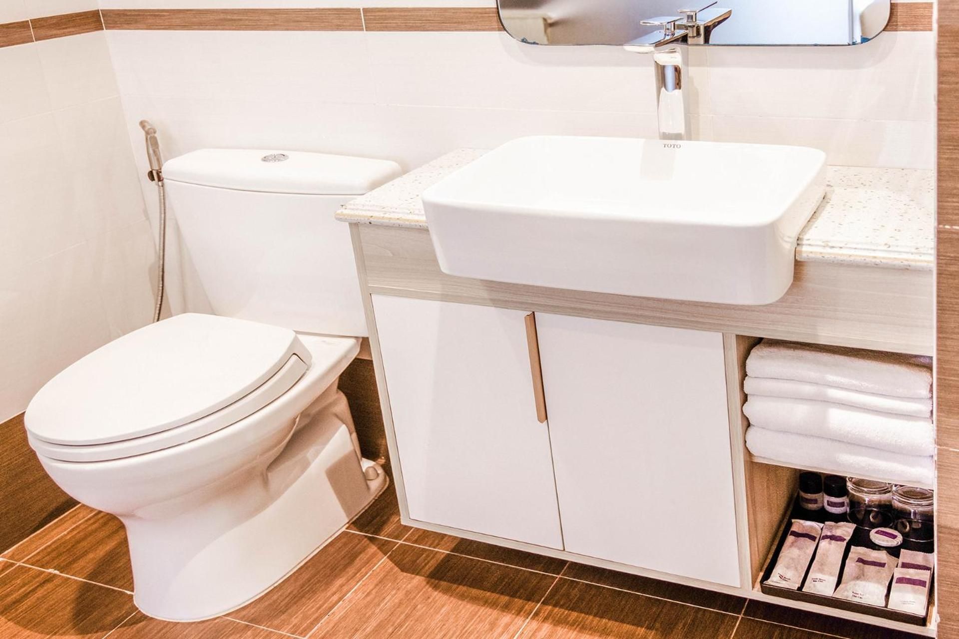 Deluxe Double City View