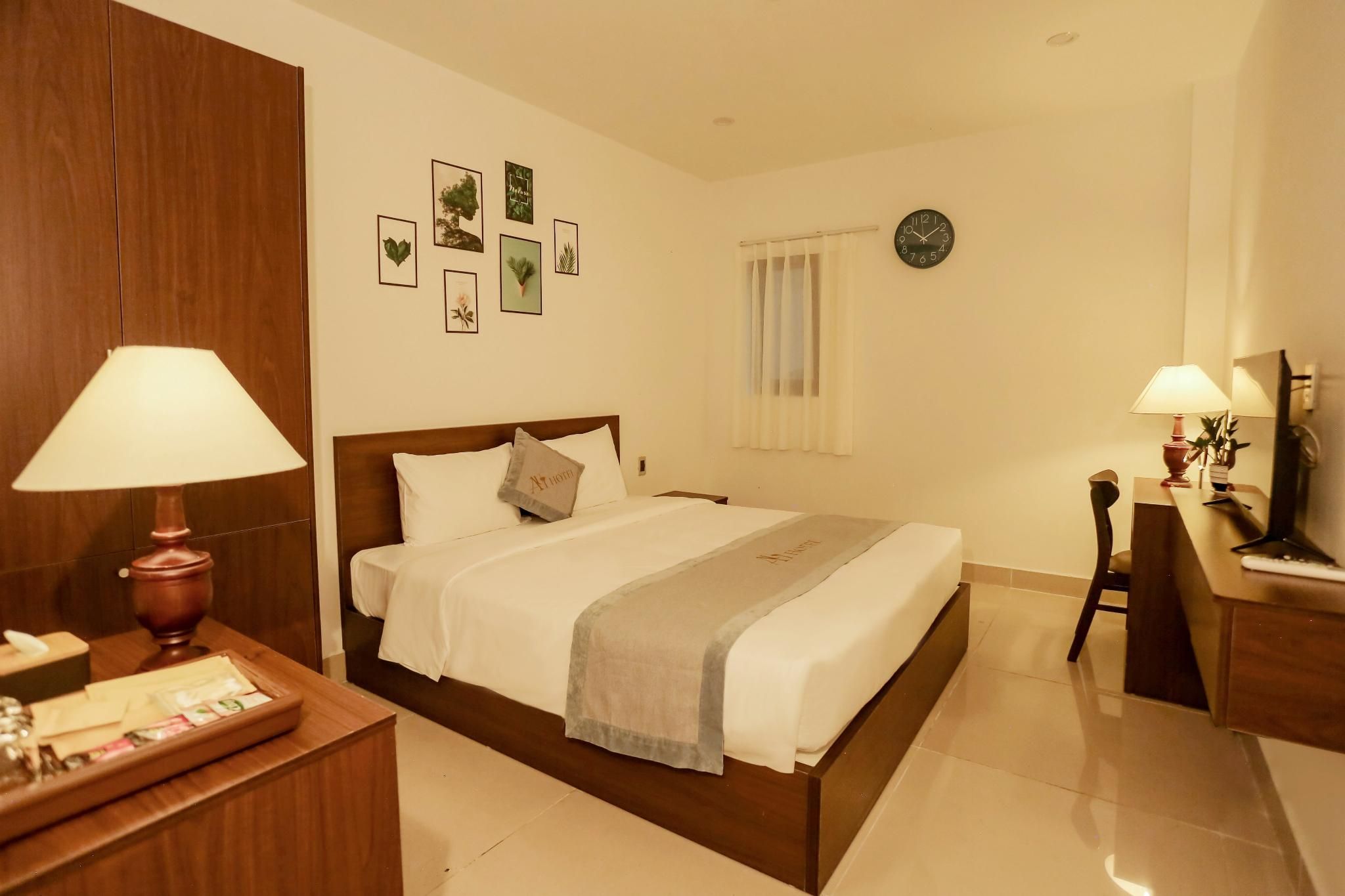 AUI Nguyễn Trãi King Room 3