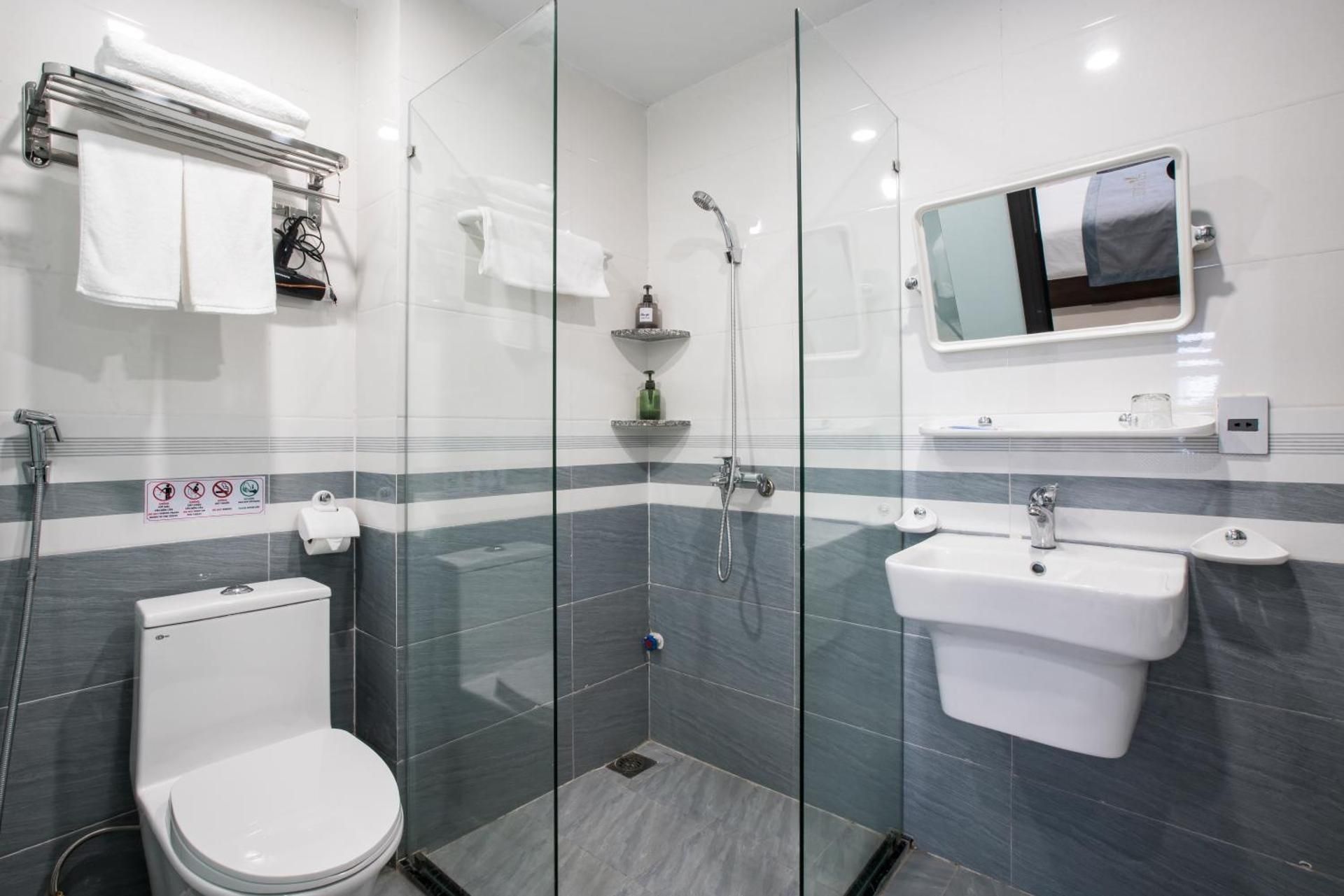 Twin Room with City View