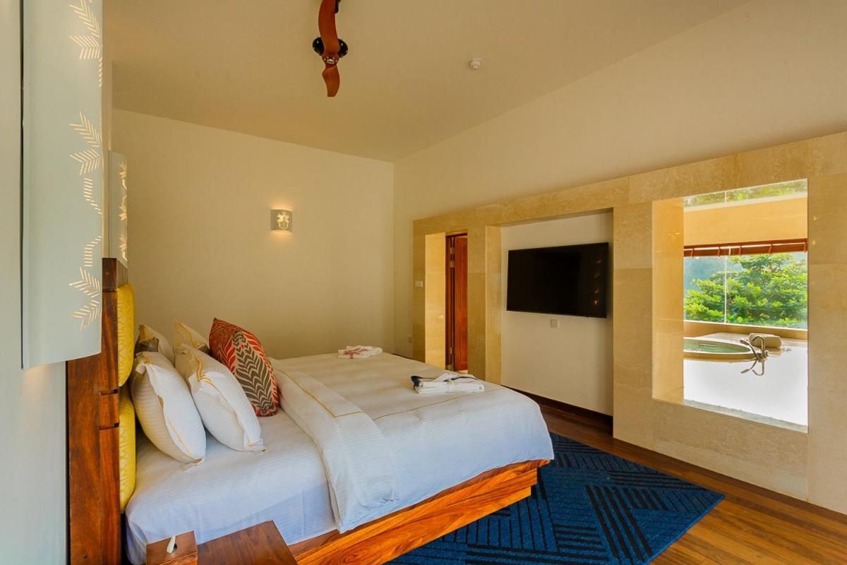 Superior Family Room