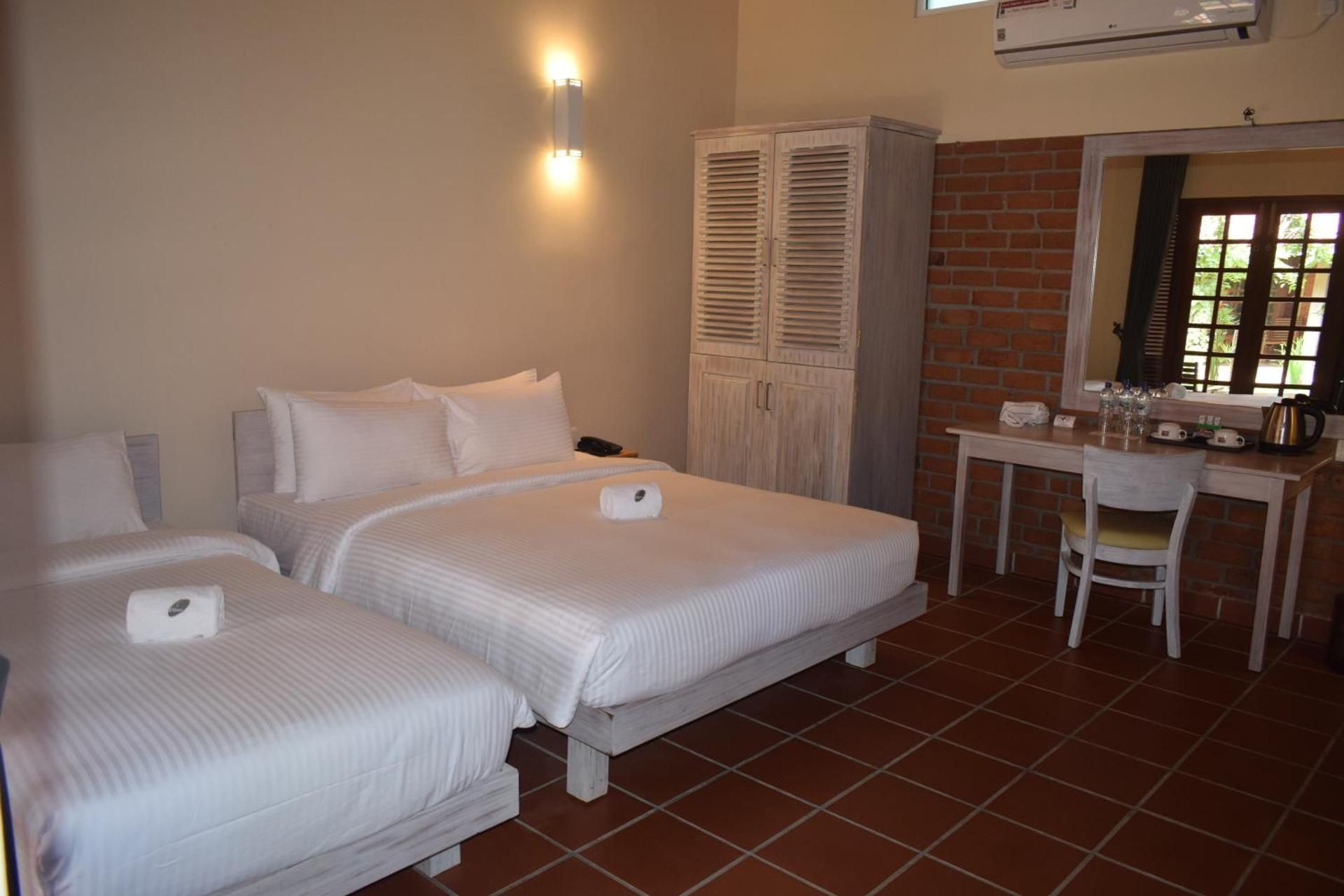 Deluxe Triple Room