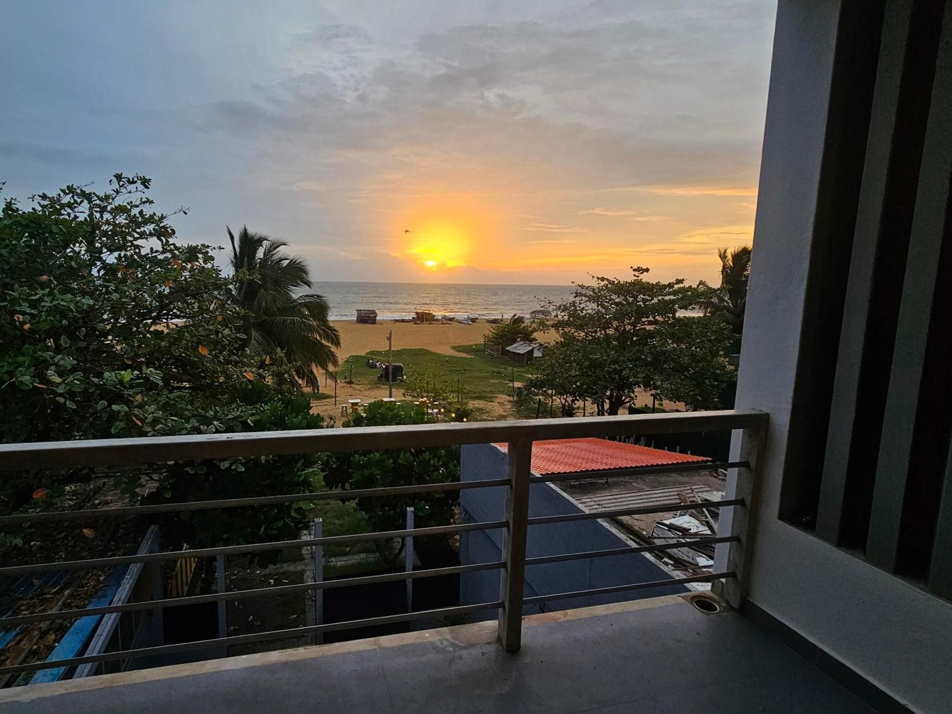 Deluxe Suite with Sea View