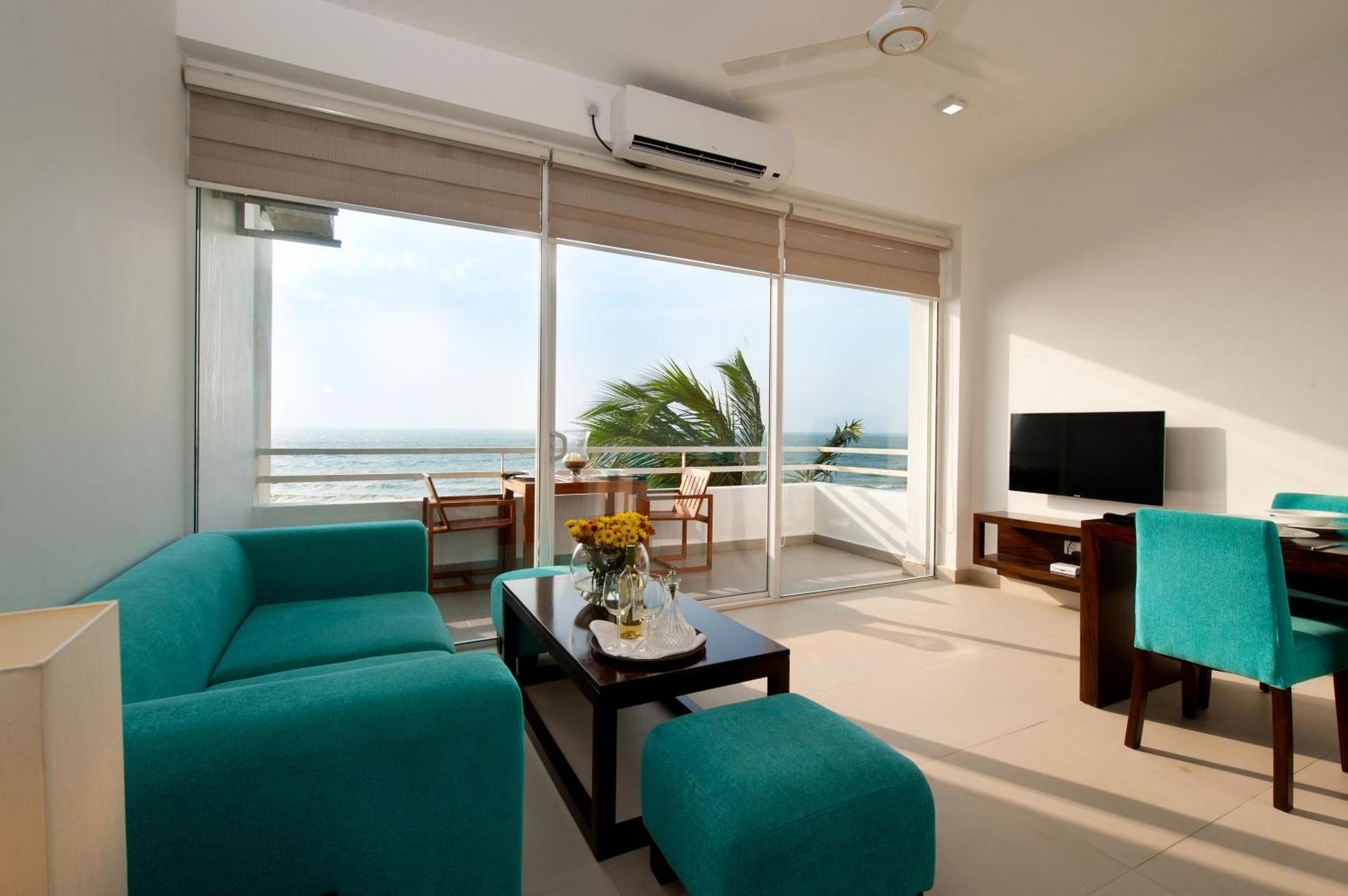One Bedroom Apartment with Sea View