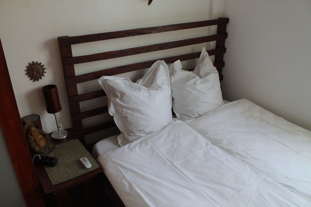 Room ( 2 )