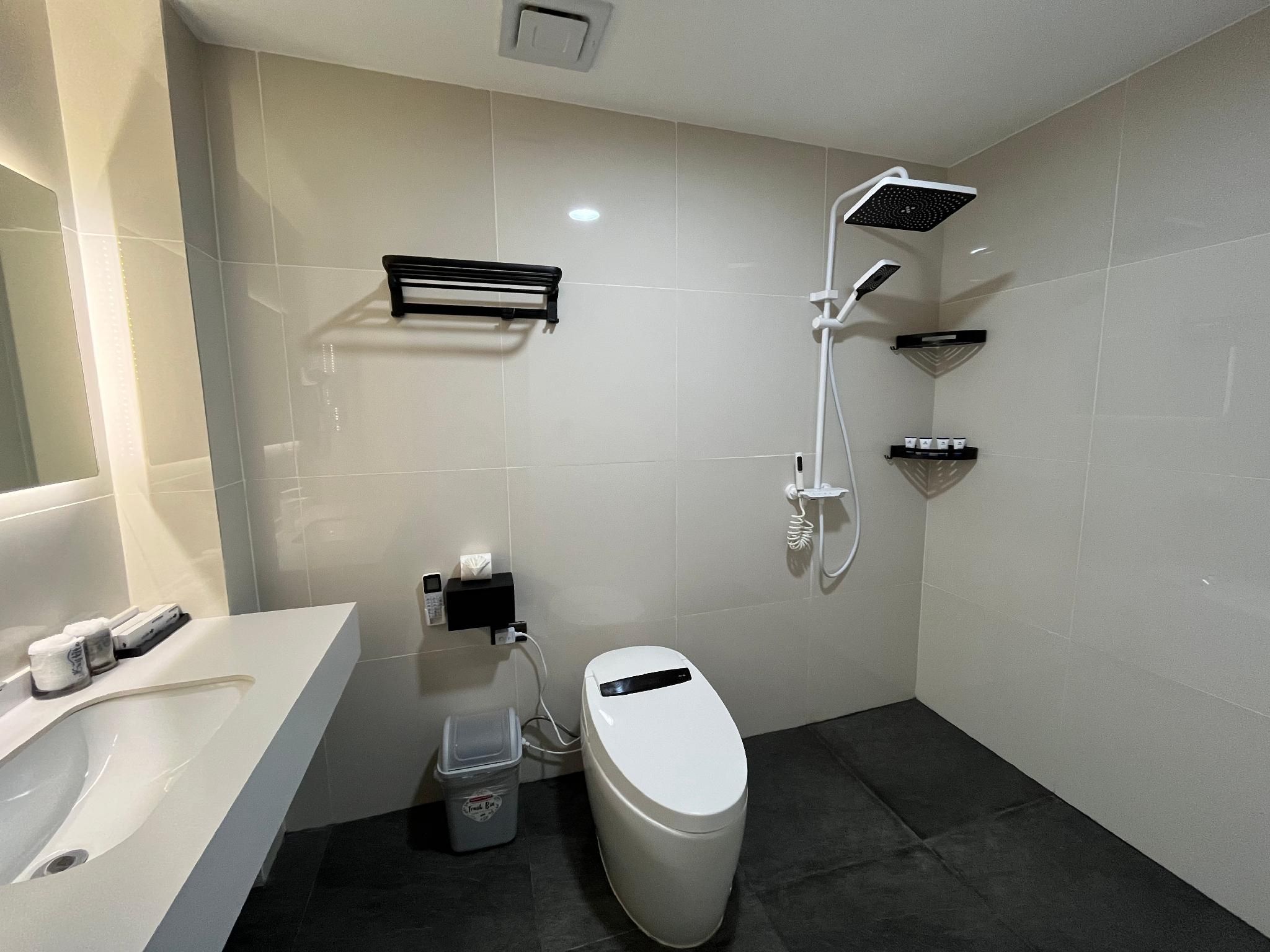 Executive Suite City View