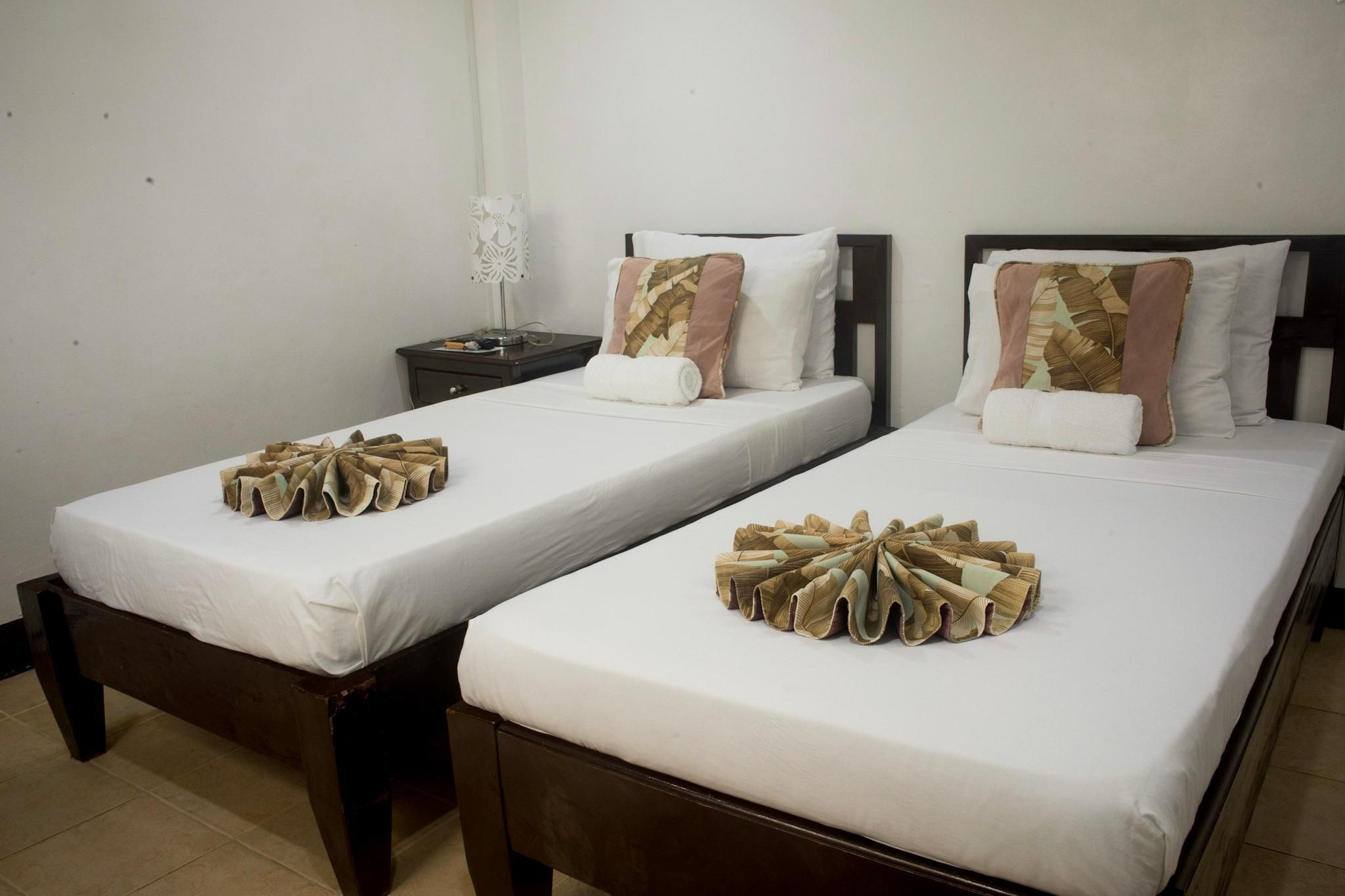 Standard - (2 Single Beds)